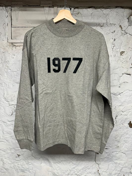 Essentials FOG Grey 1977 L/S Sz XS