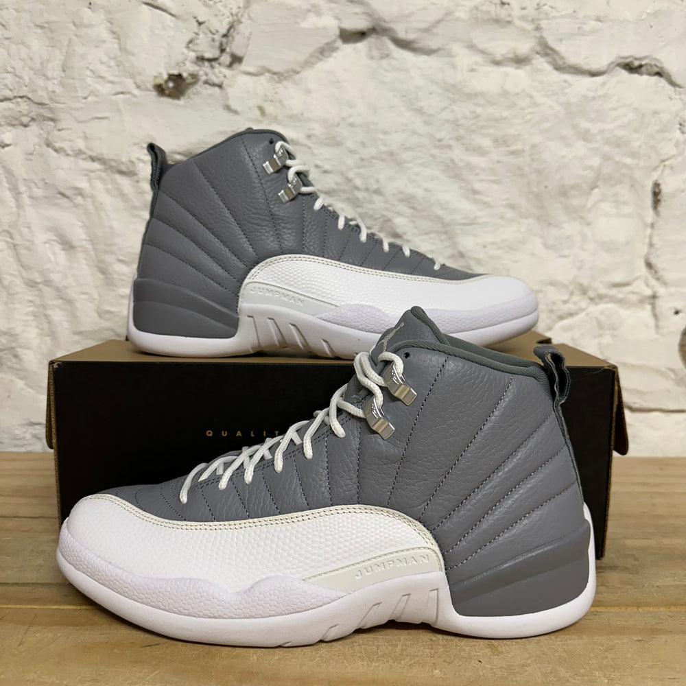 Air Jordan 12 Stealth Sz 10 DS