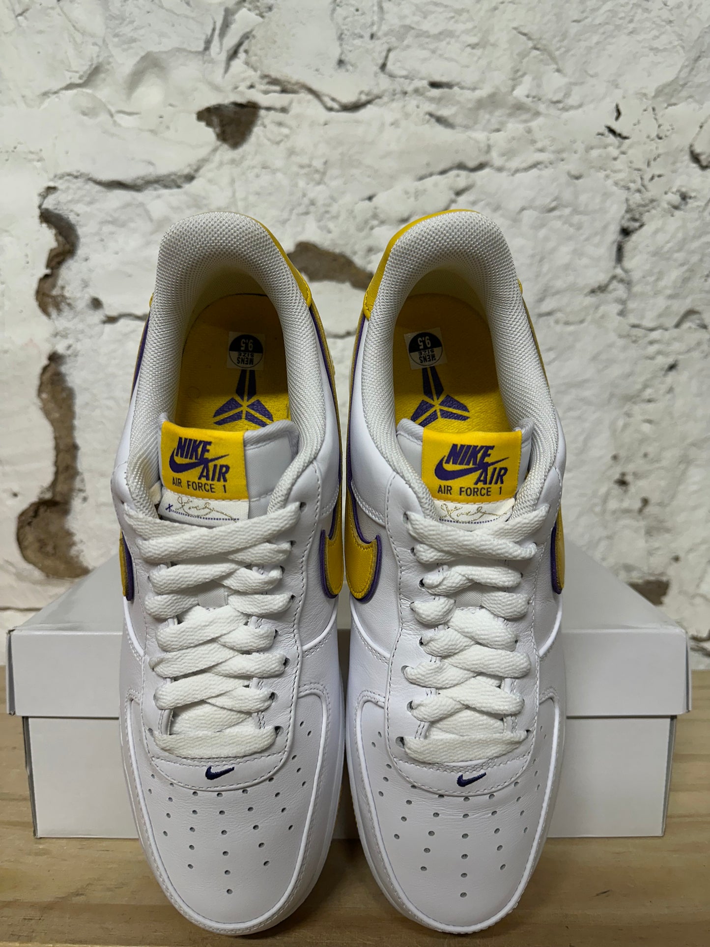 Nike Air Force 1 Kobe Lakers Home Sz 9.5