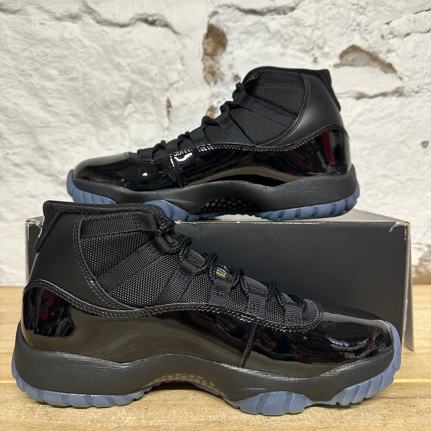 Air Jordan 11 High Gamma Blue Sz 8 DS