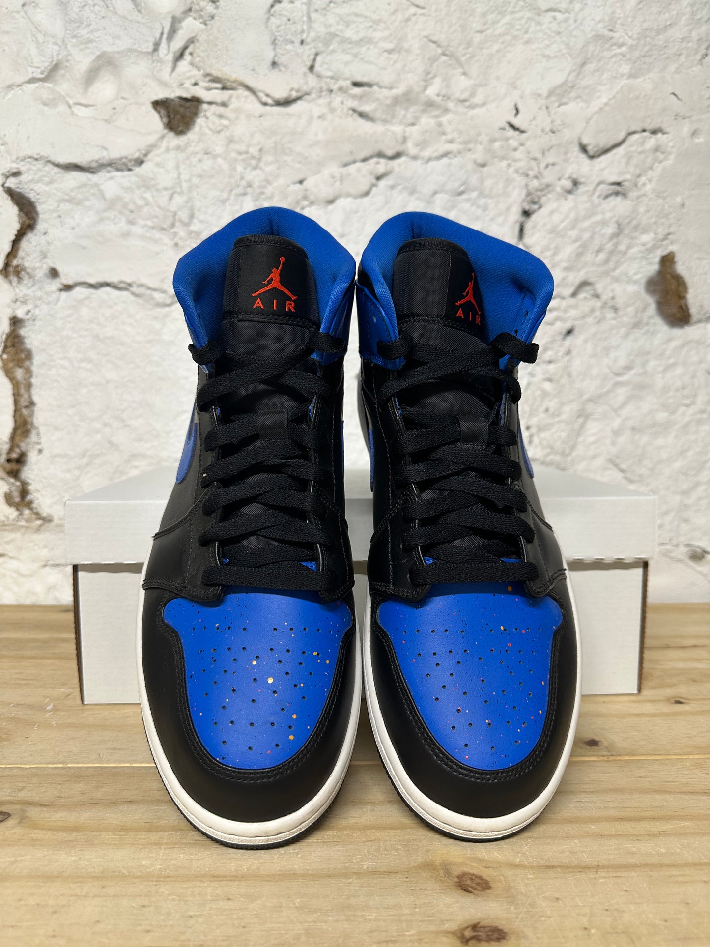 Air Jordan 1 Mid Royal Paint Splatter Sz 10.5