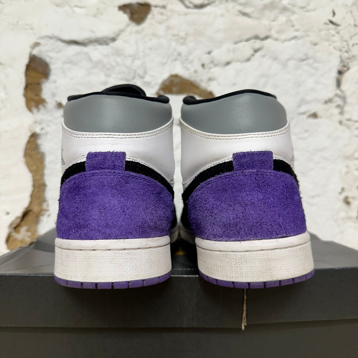 Air Jordan 1 Mid SE Purple Sz 11.5