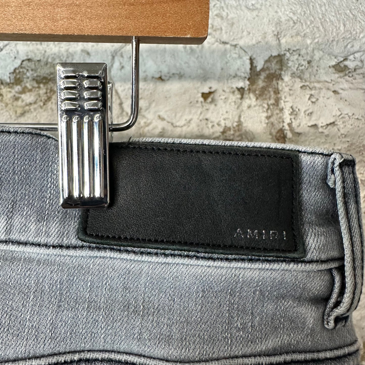 Amiri Knee Rip Grey Shotgun Denim Jeans Sz 40