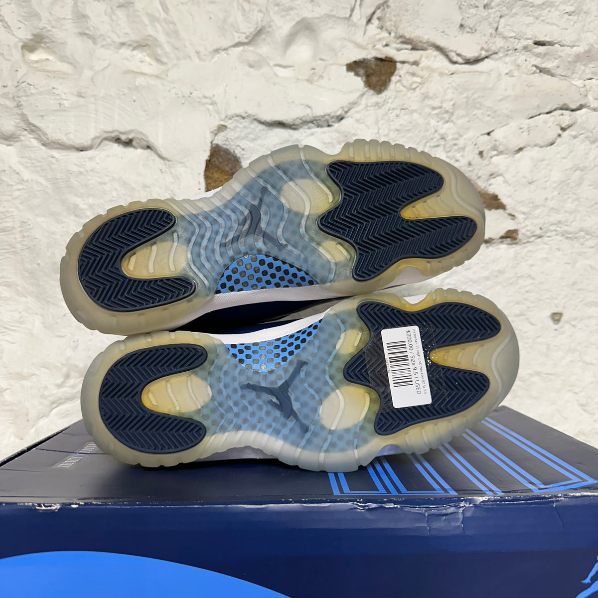 Air Jordan 11 High UNC Win Like 82 Sz 9.5