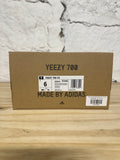 Yeezy 700 V3 Dark Glow Sz 6 DS