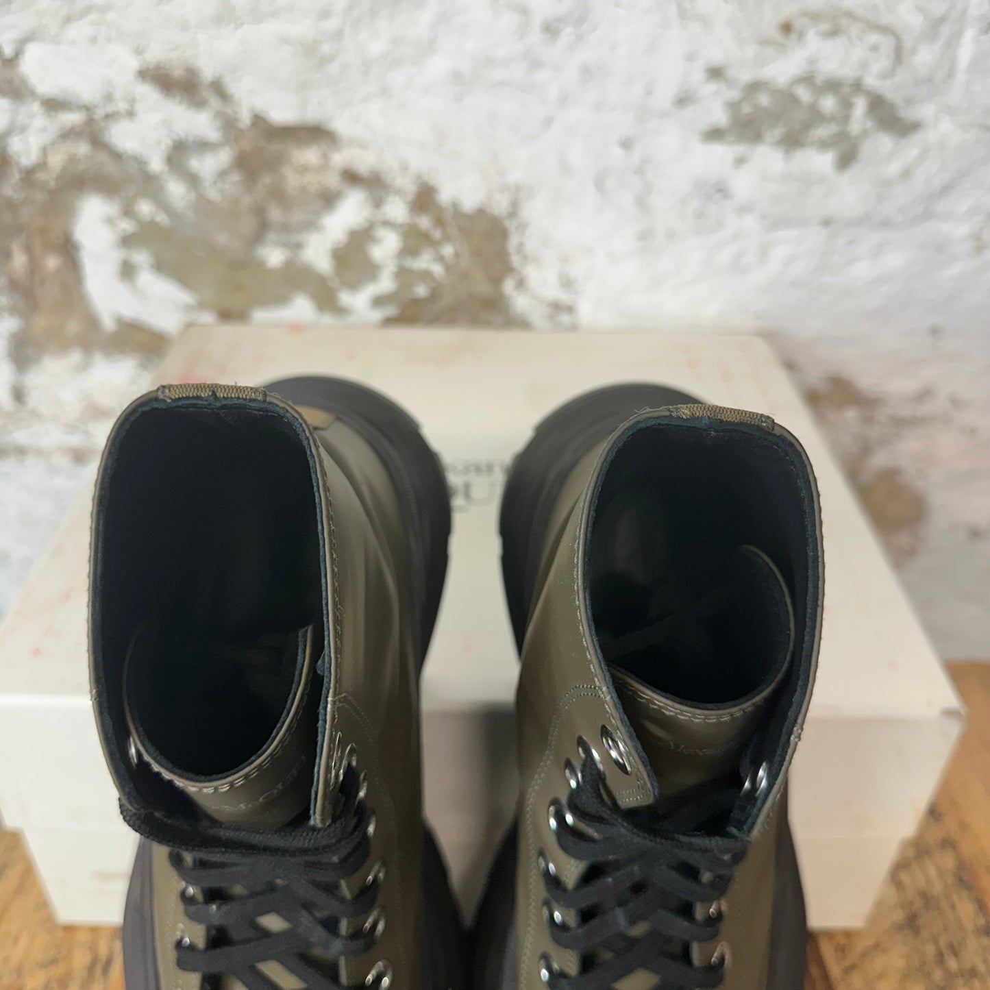 Alexander Mcqueen Olive Black Tread Boot Sz 10 (43)