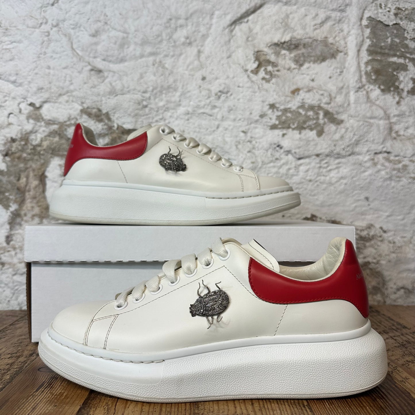 Alexander McQueen Red Tab White Beetle Sneaker Sz 8 (41)