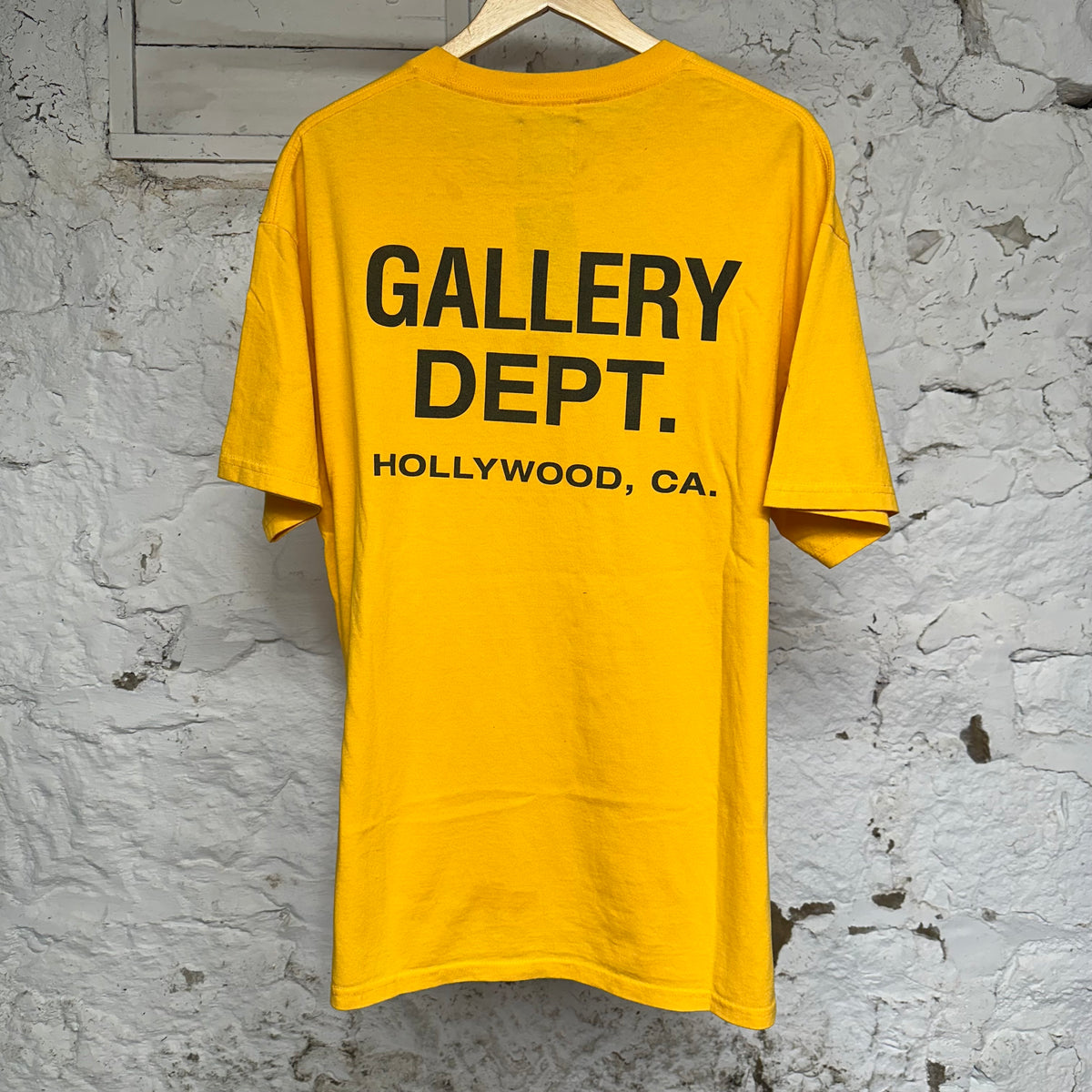 Gallery Dept. Vintage Souvenir Yellow T-Shirt Sz L