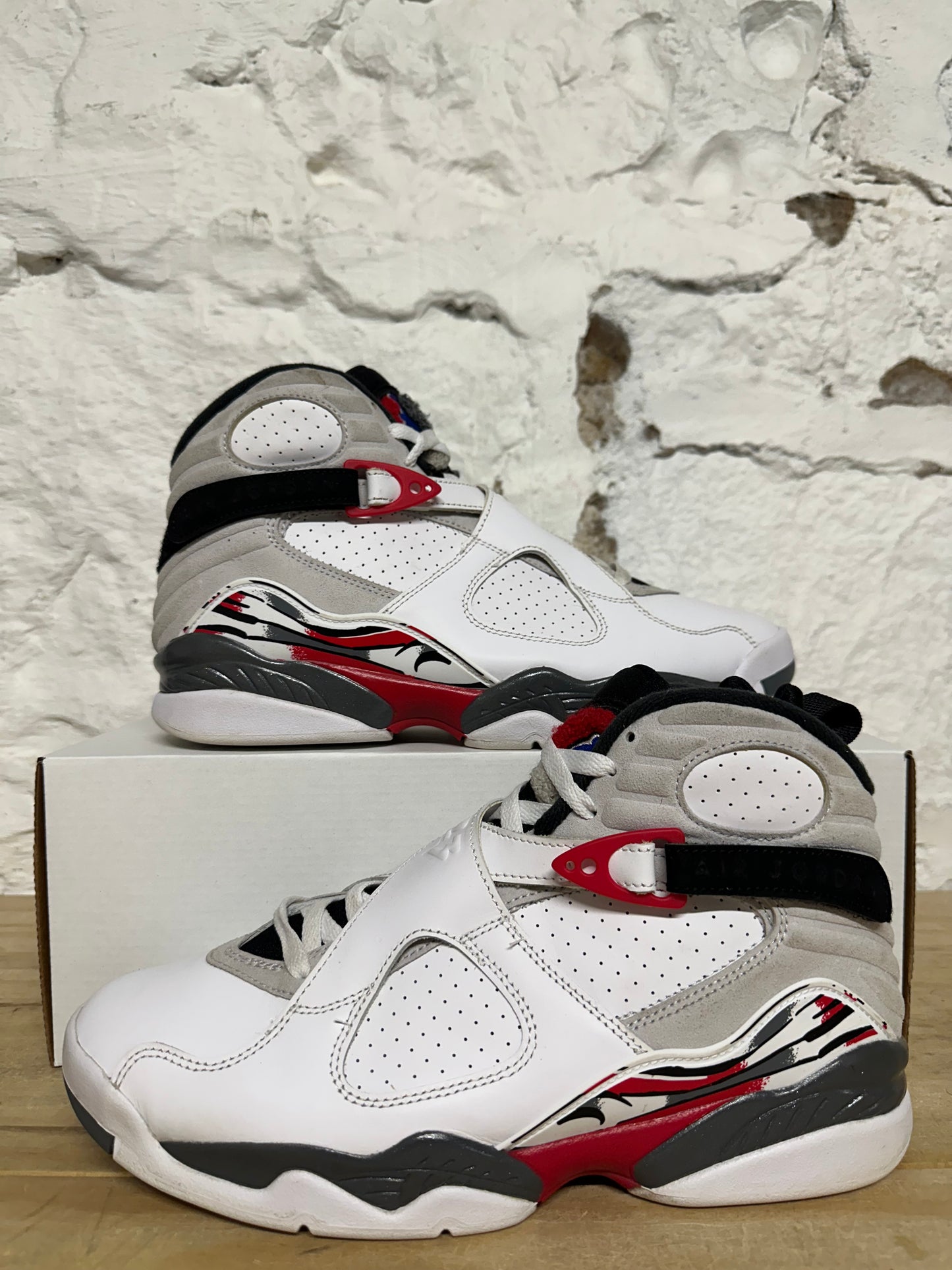 Air Jordan 8 Bugs Bunny Sz 9