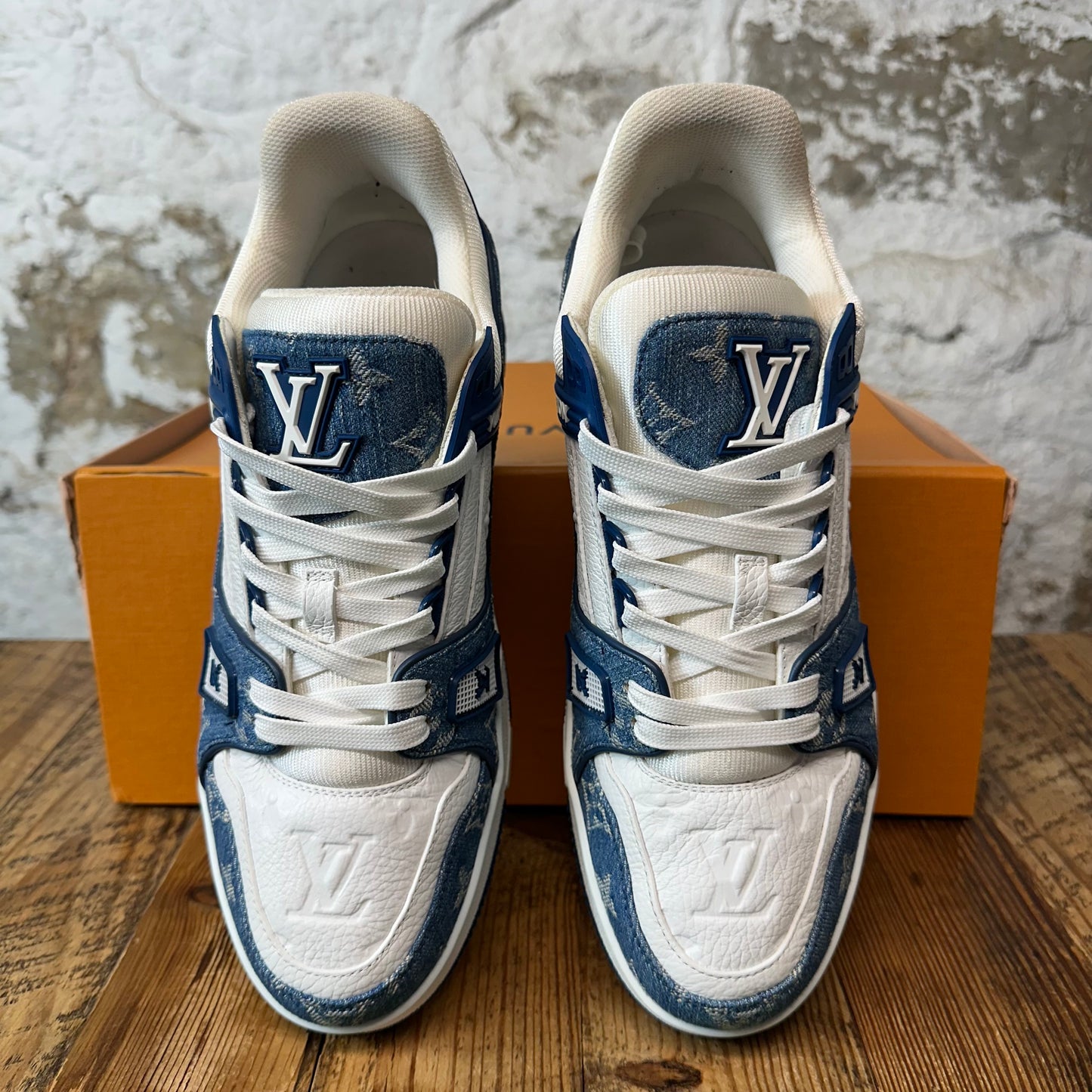 Louis Vuitton Blue Denim Monogram White Trainer Sneaker Sz 8.5 (7LV)