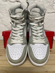 Air Jordan 1 High Seafoam Sz 7.5 (9W)