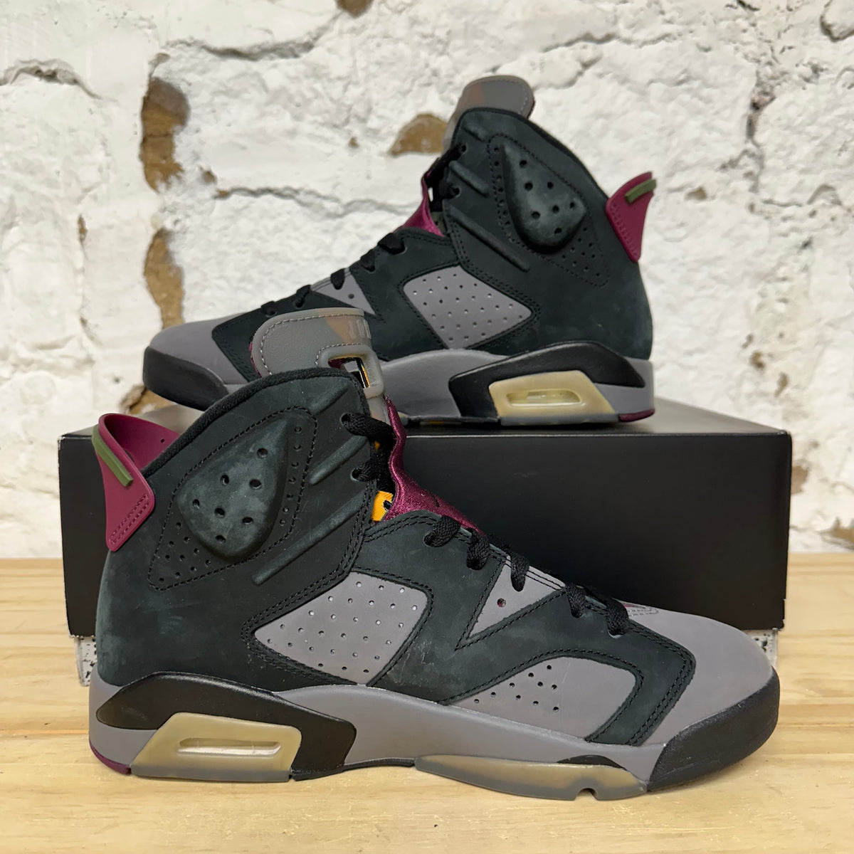 Air Jordan 6 Bordeaux Sz 8.5