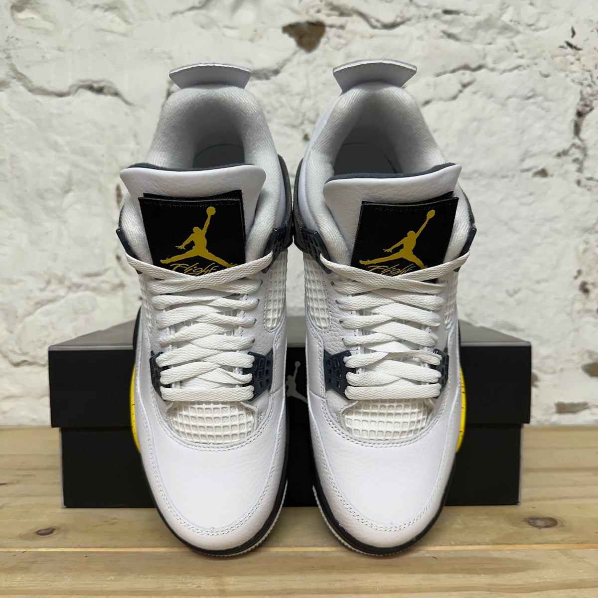 Air Jordan 4 Rare Air Tour Yellow (2026) Sz 8 DS