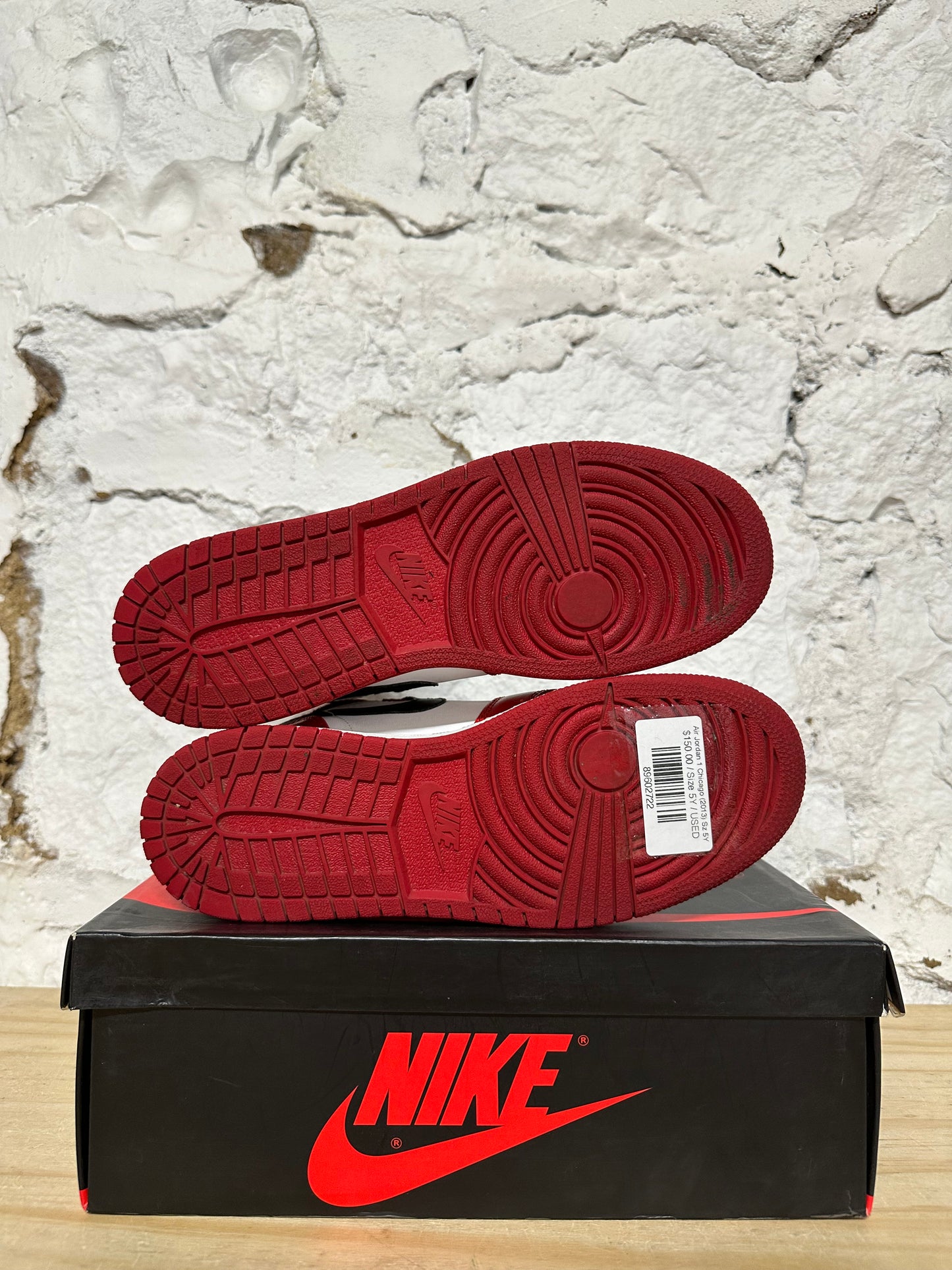 Air Jordan 1 Chicago (2013) Sz 5Y