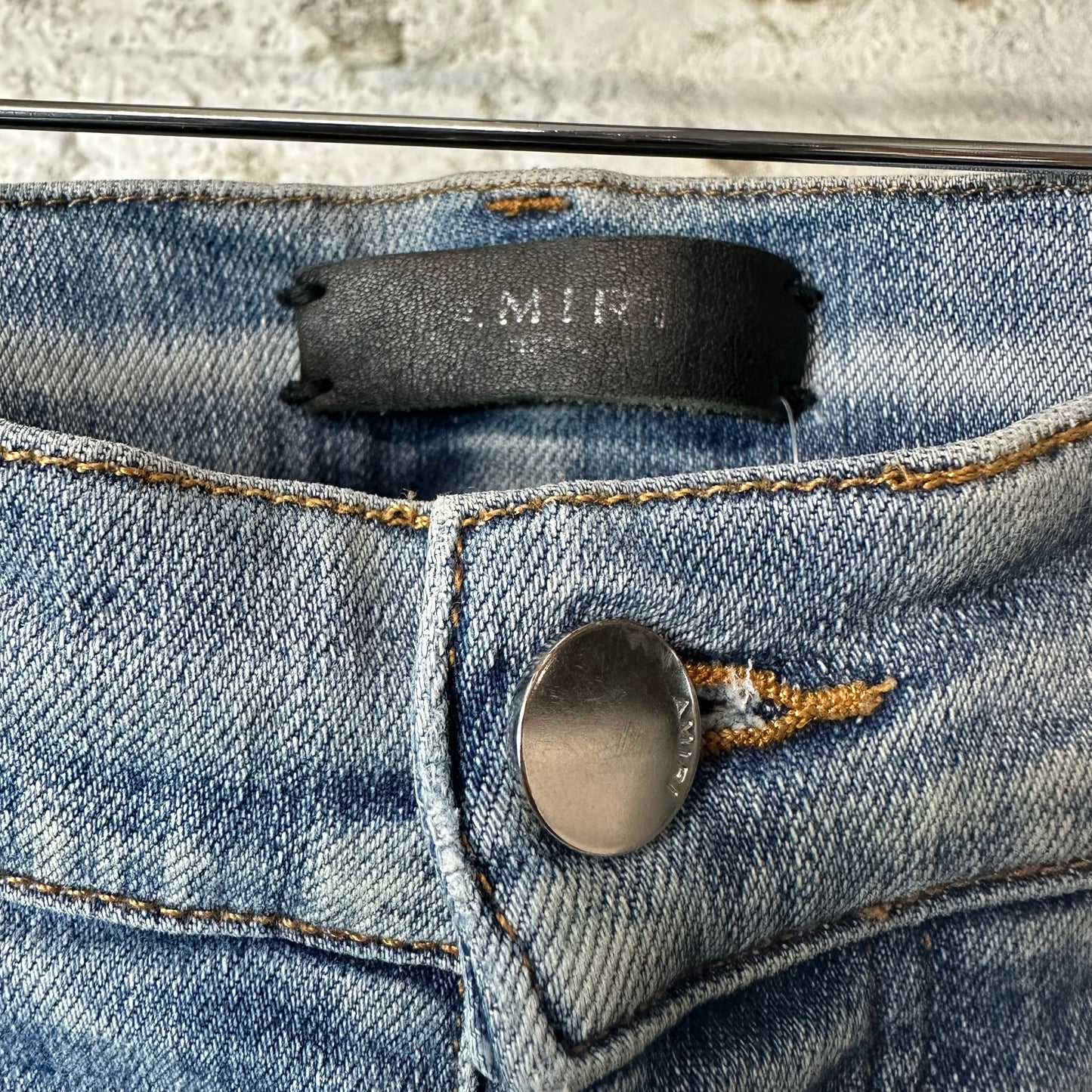 Amiri Felt Spellout Distressed Blue Denim Jeans Sz 32
