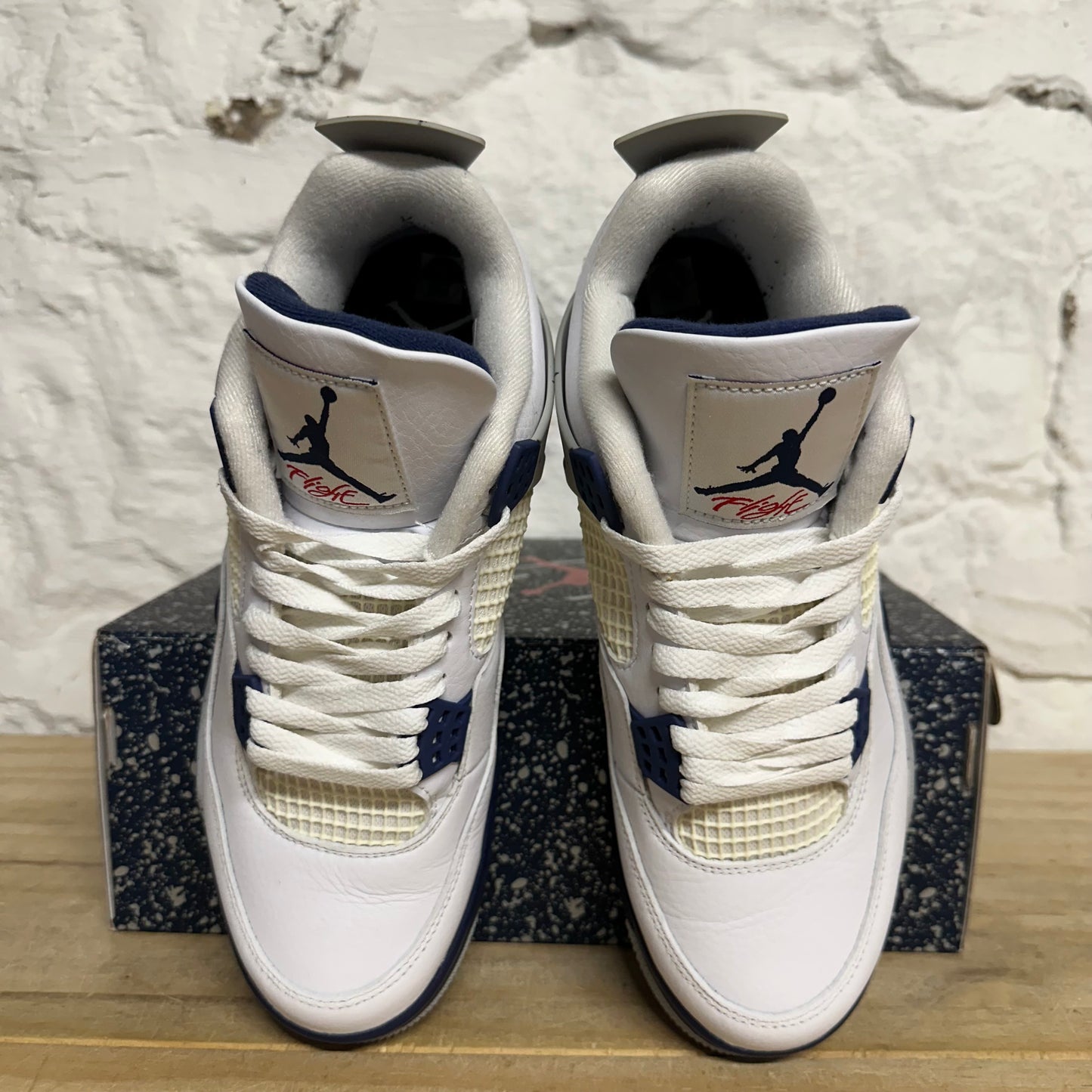 Air Jordan 4 Midnight Navy Sz 9