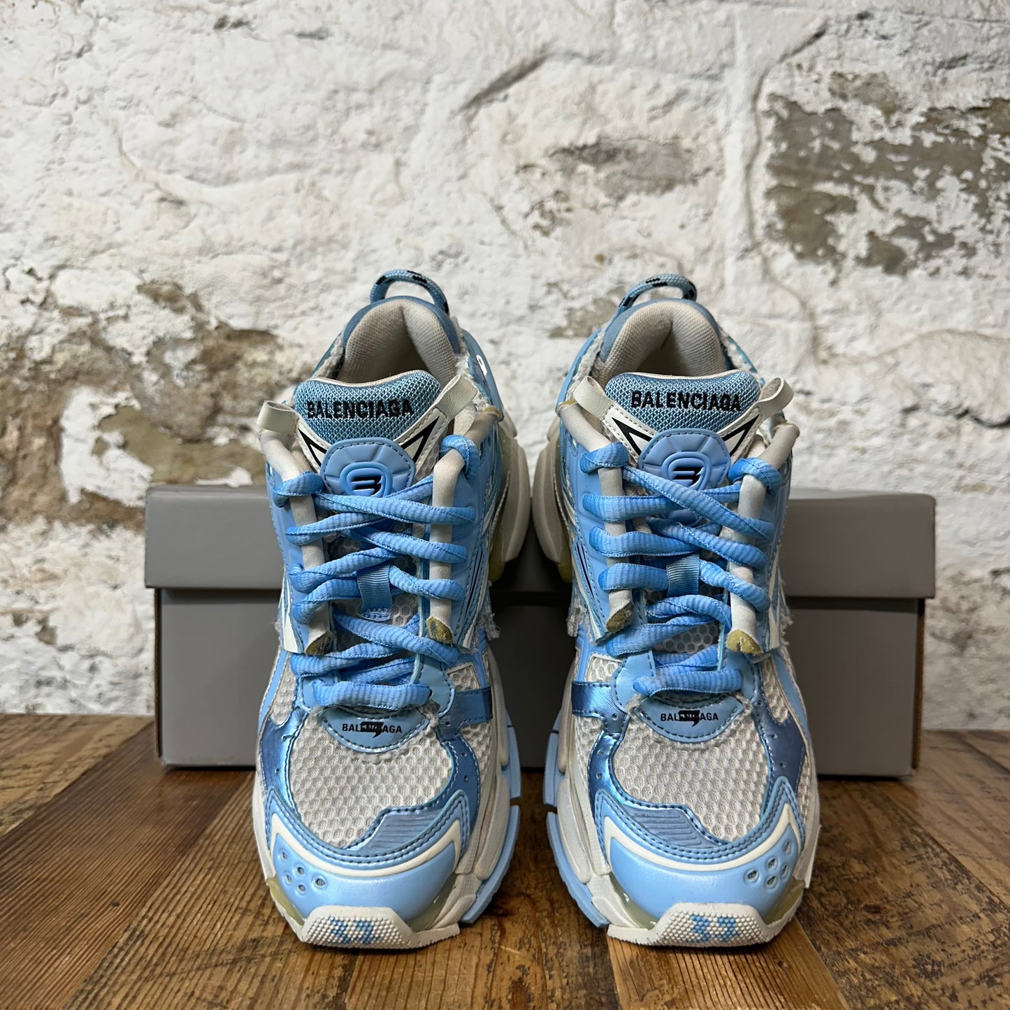 Balenciaga Runner Baby Blue White Sneaker Sz 5 (37)