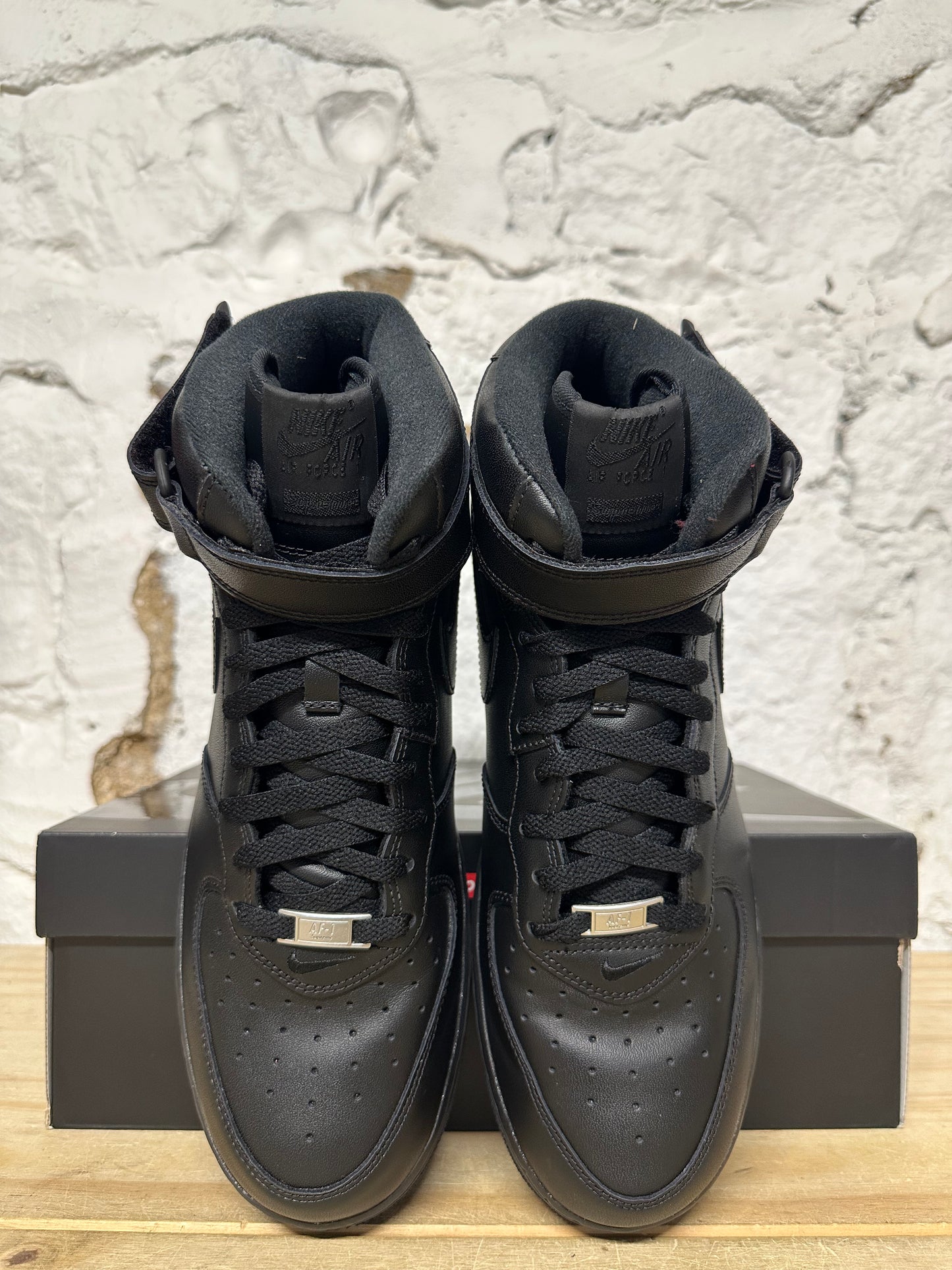 Nike Air Force 1 Mid Supreme Black Sz 11