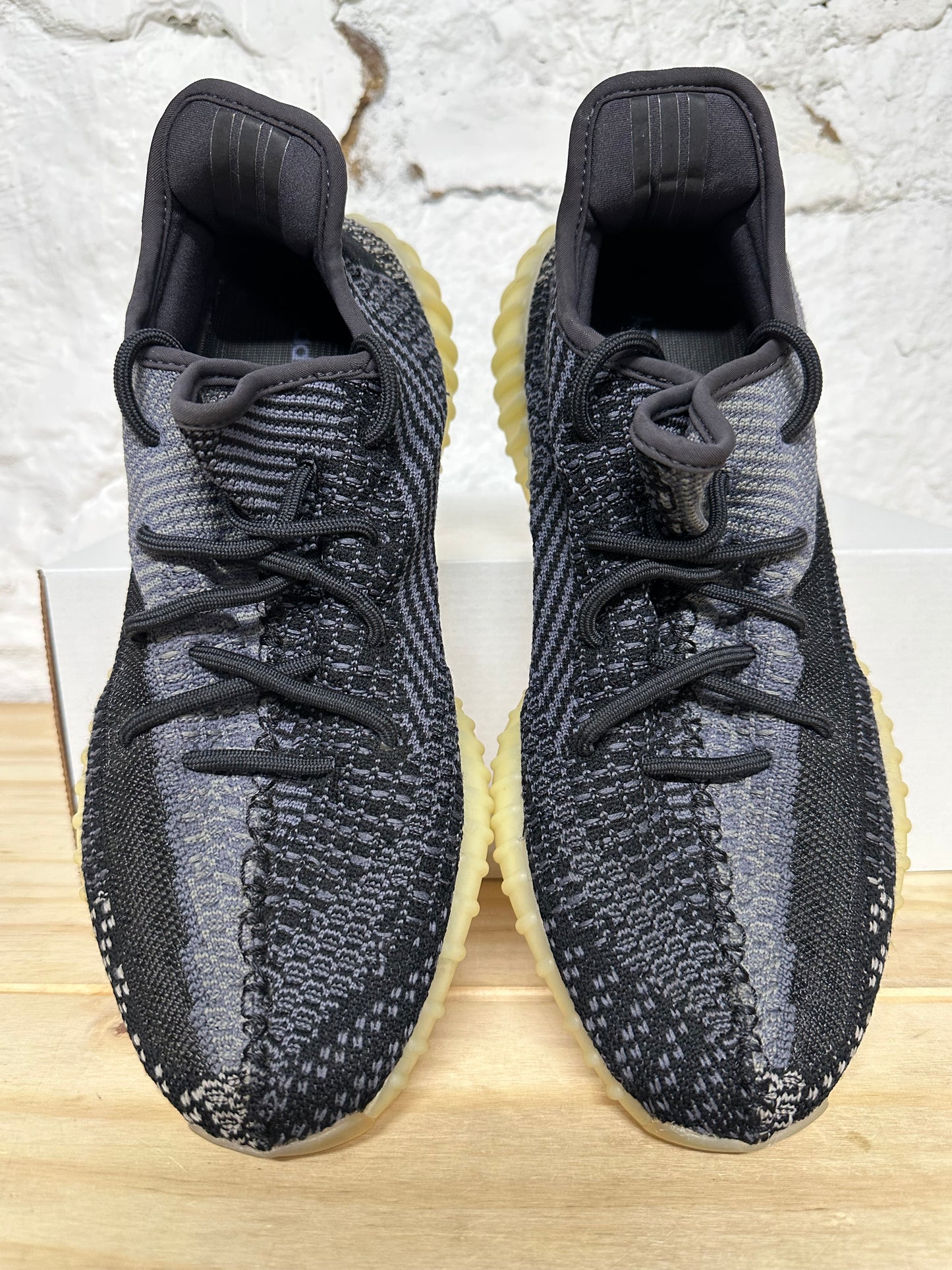 Yeezy 350 Carbon Sz 10