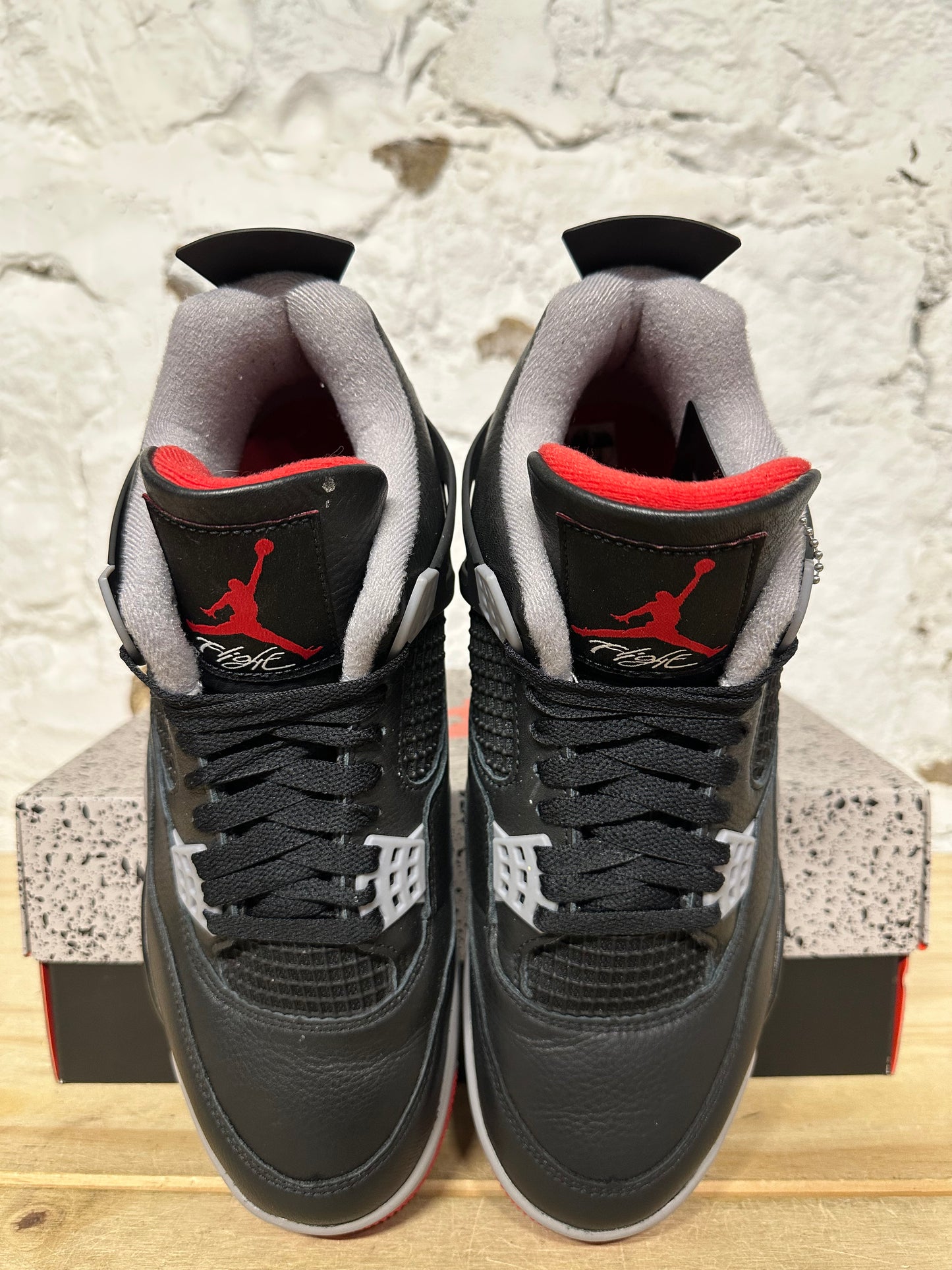 Air Jordan 4 Bred Reimagined Sz 9