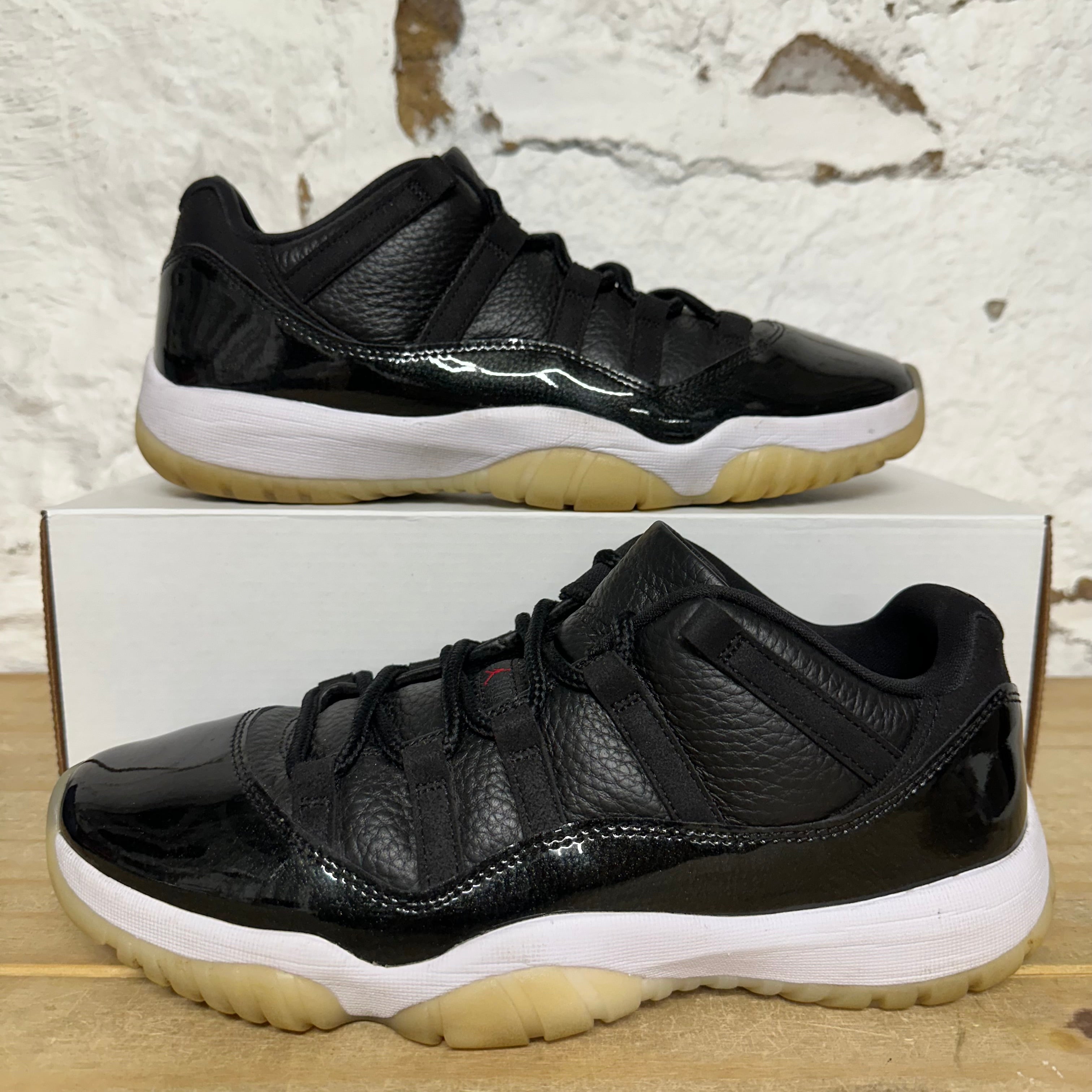 Air Jordan 11 Low 72-10 Sz 10.5