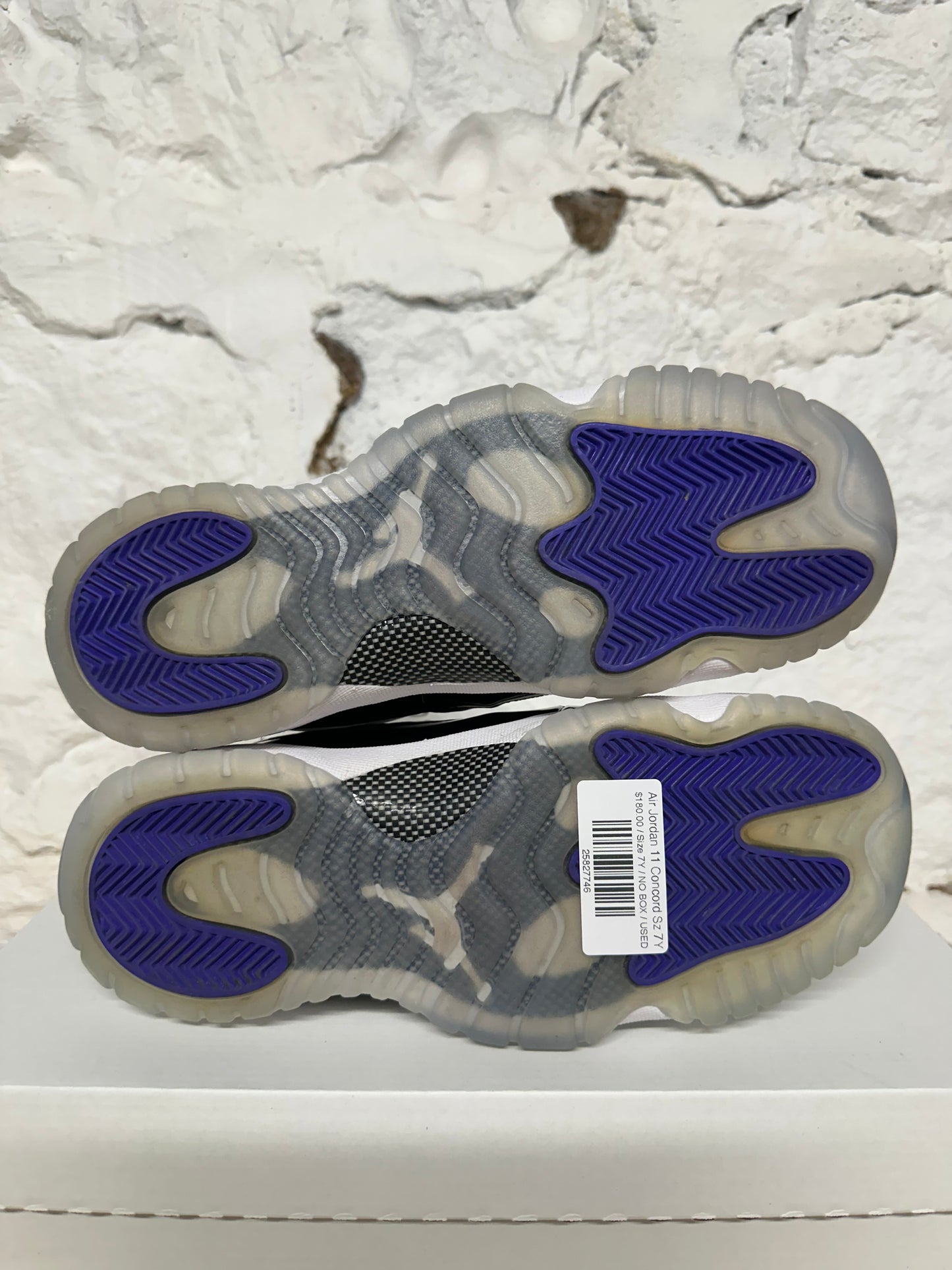 Air Jordan 11 Concord Sz 7Y