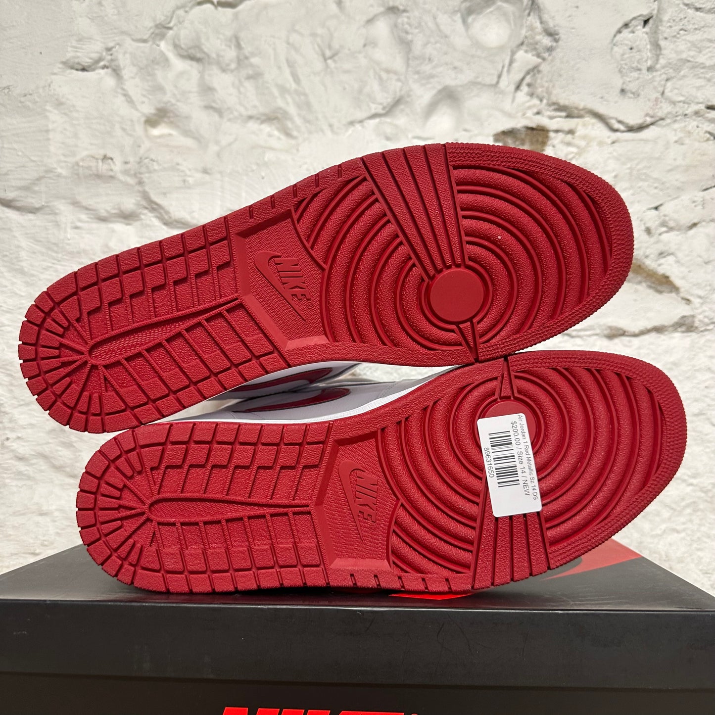 Air Jordan 1 High Metallic Red Sz 14 DS