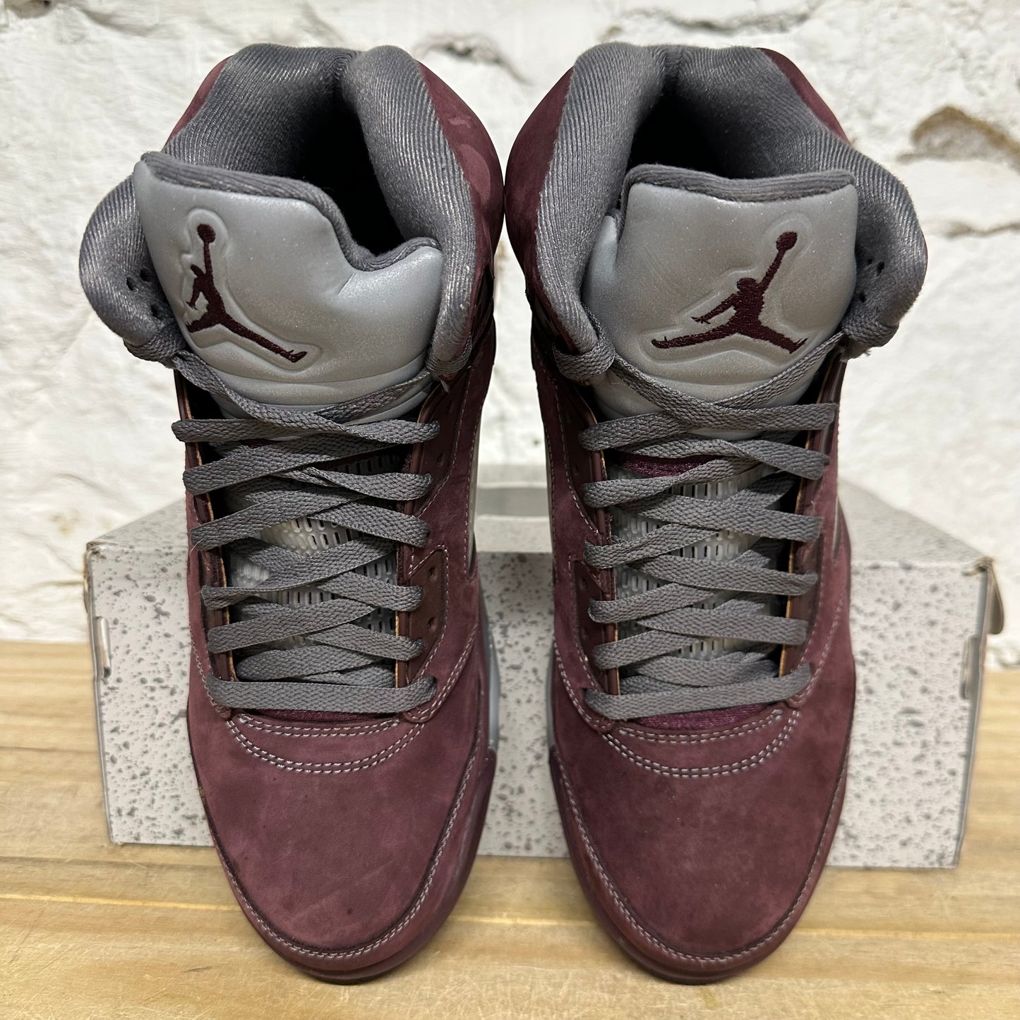Air Jordan 5 Burgundy Sz 10