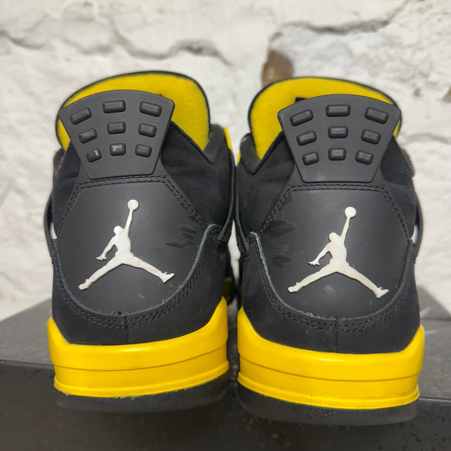Air Jordan 4 Thunder Sz 11