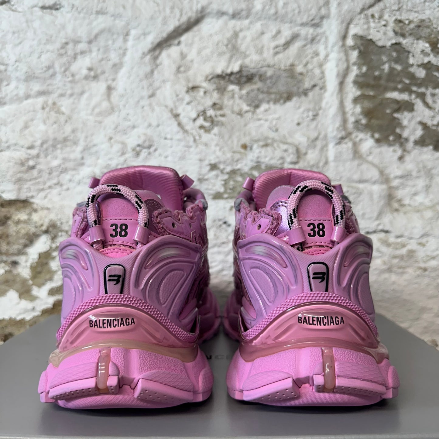 Balenciaga Runner Triple Pink Sneaker Sz 6 (38)