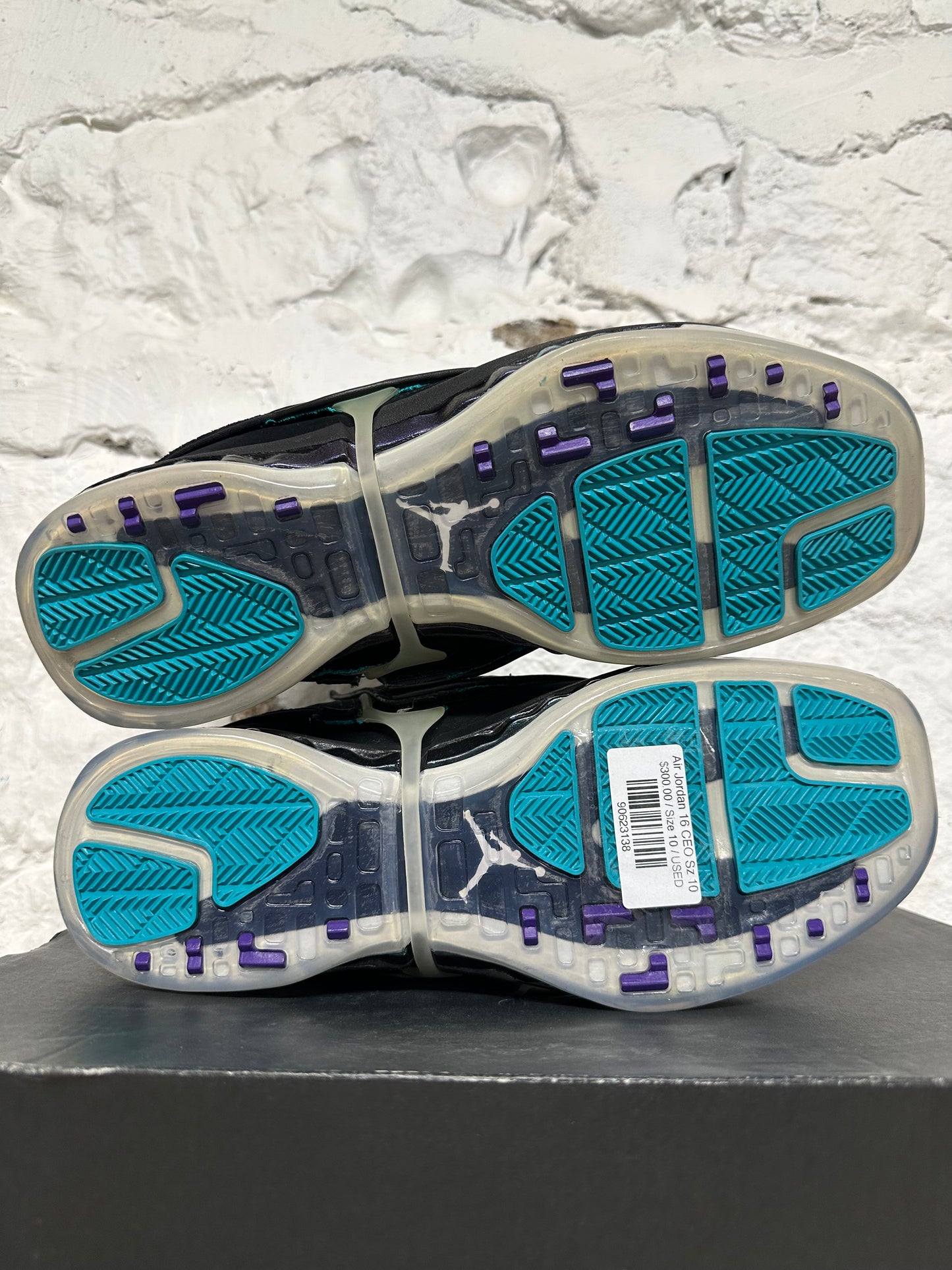 Air Jordan 16 CEO Sz 10