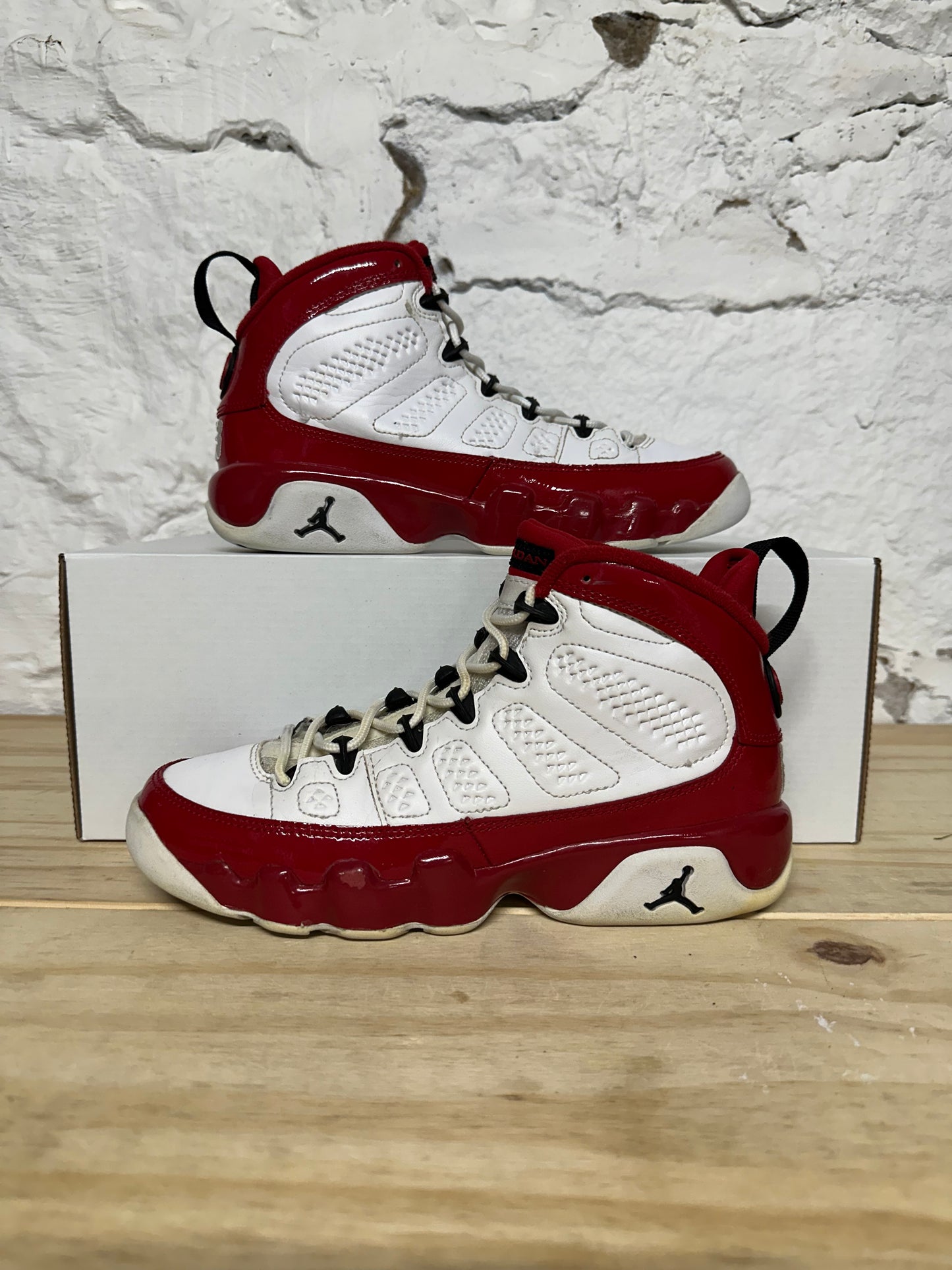 Air Jordan 9 Cherry Sz 5Y
