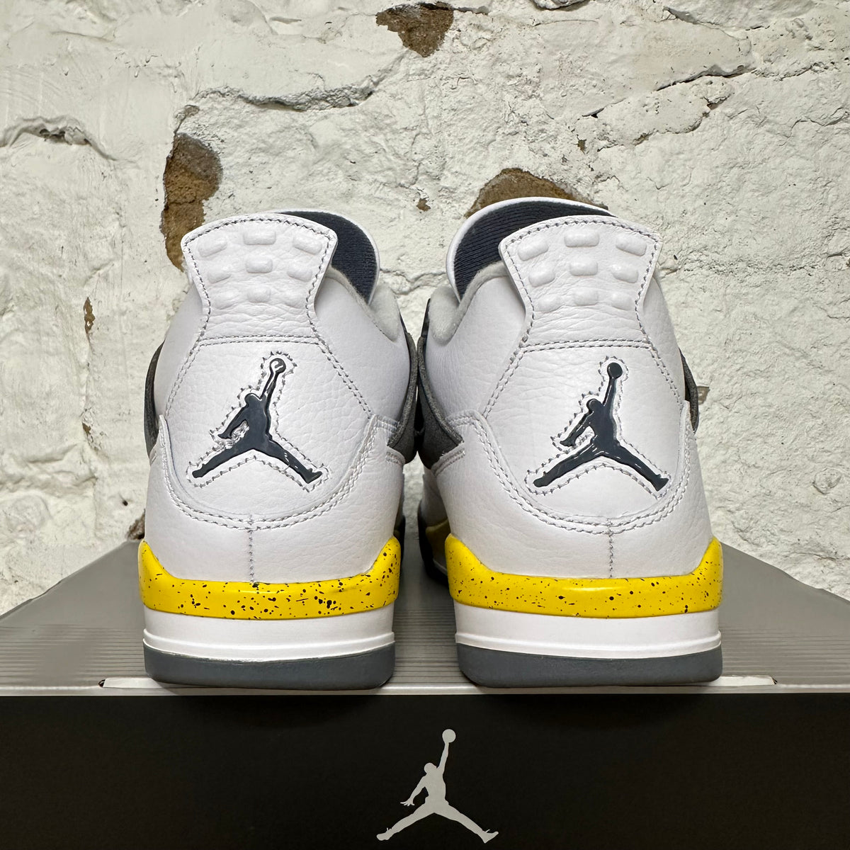 Air Jordan 4 Rare Air Tour Yellow (2026) Sz 8 DS