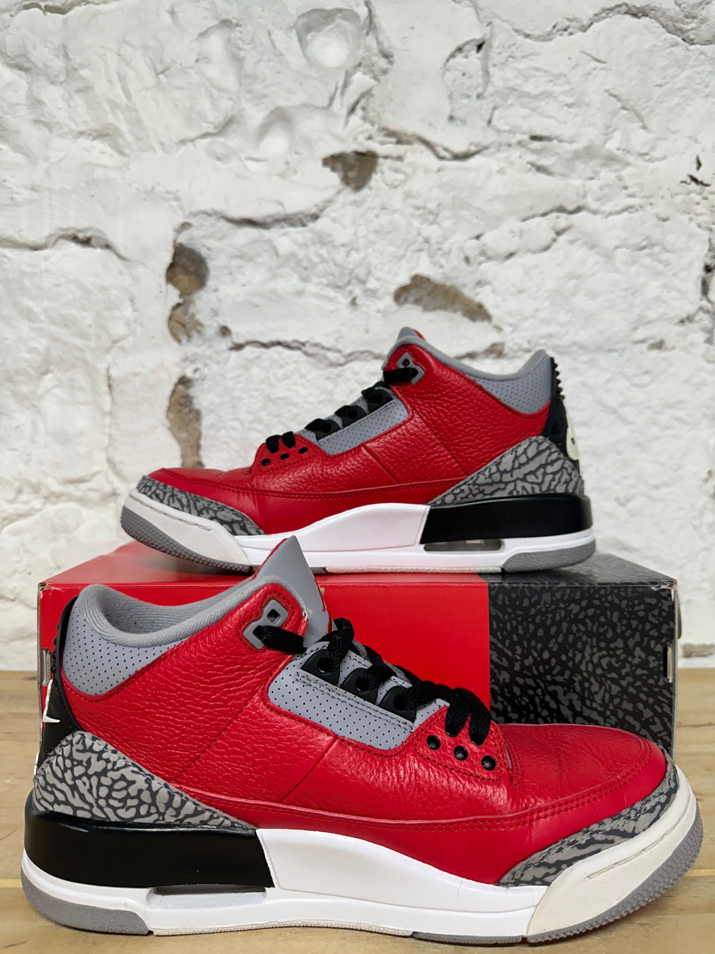 Air Jordan 3 Unite Sz 9