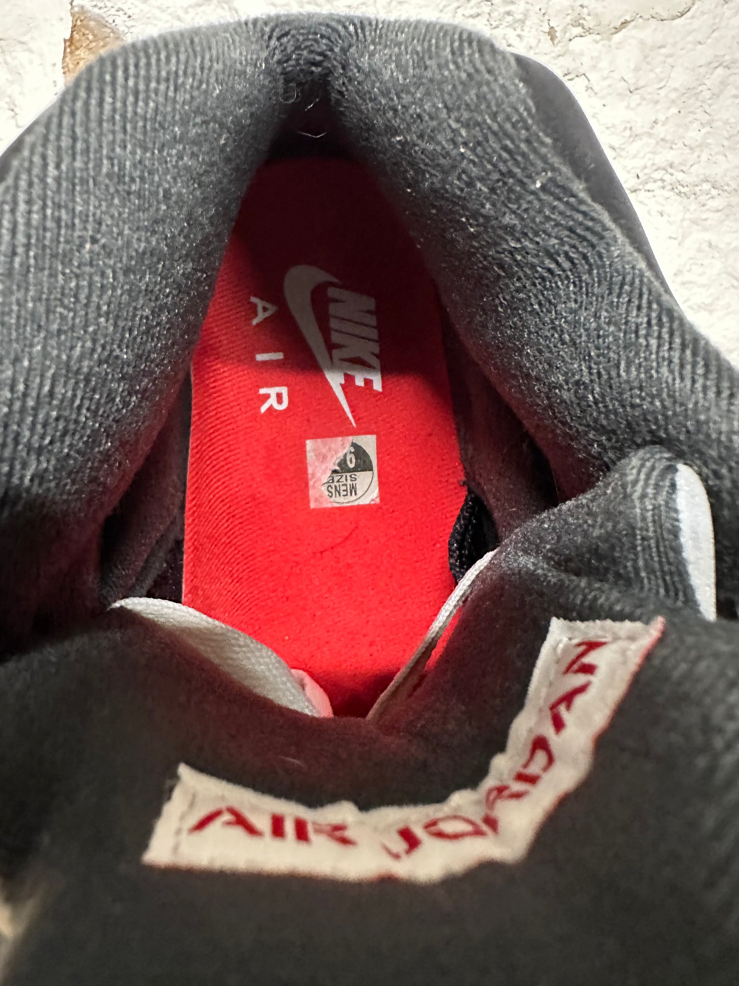 Air Jordan 5 Black Metallic Reimagined Sz 9.5