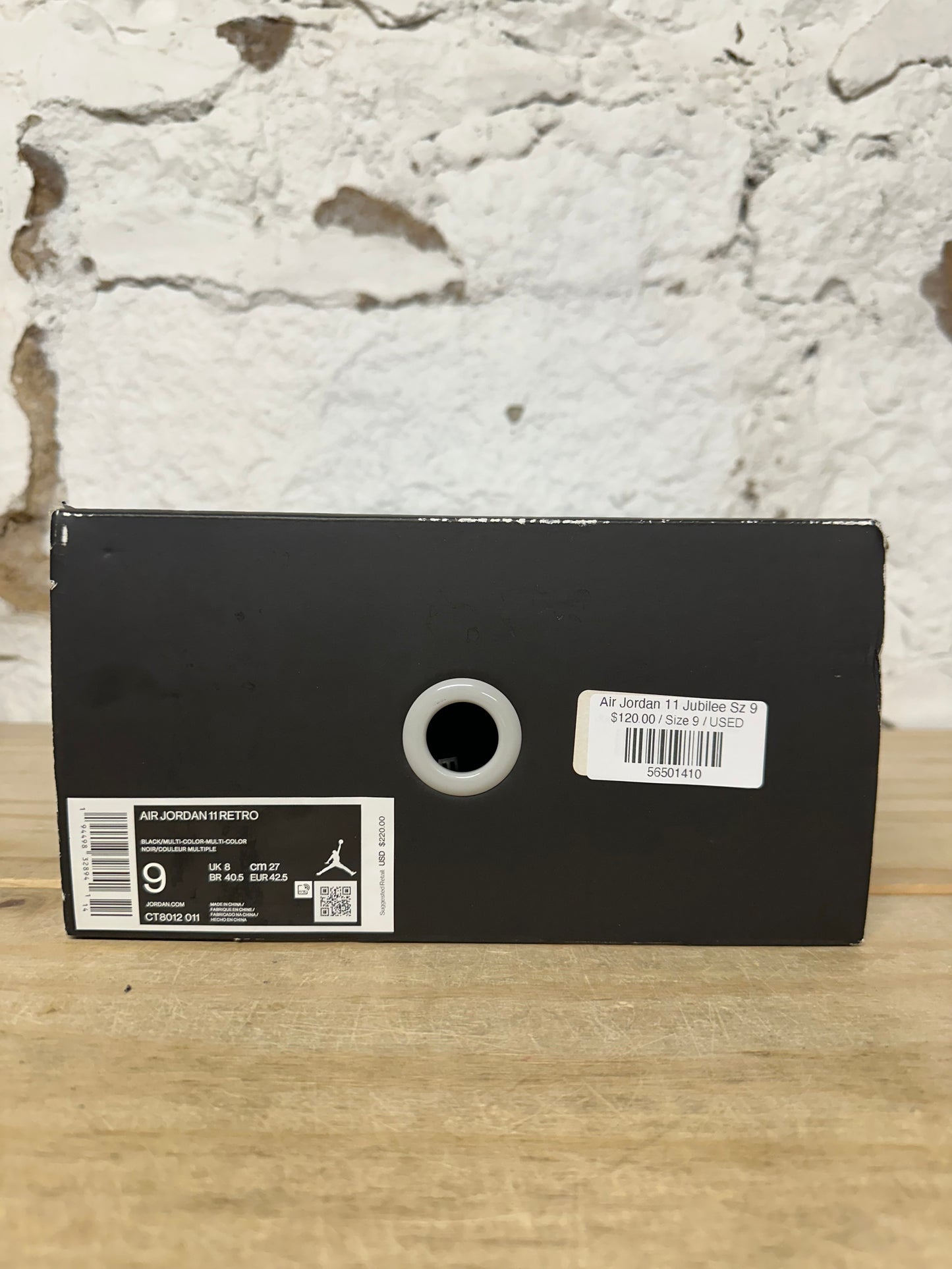 Air Jordan 11 High Jubilee Sz 9
