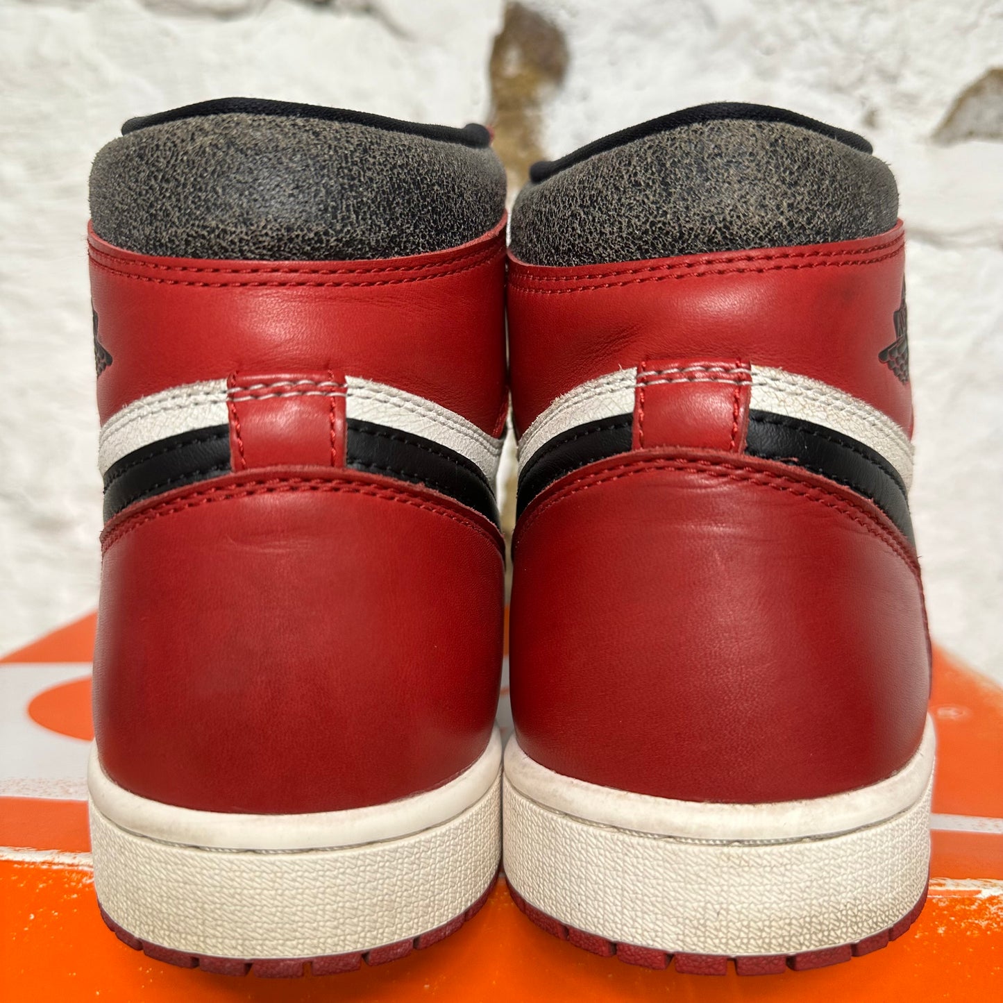 Air Jordan 1 High Chicago Lost and Found Sz 10