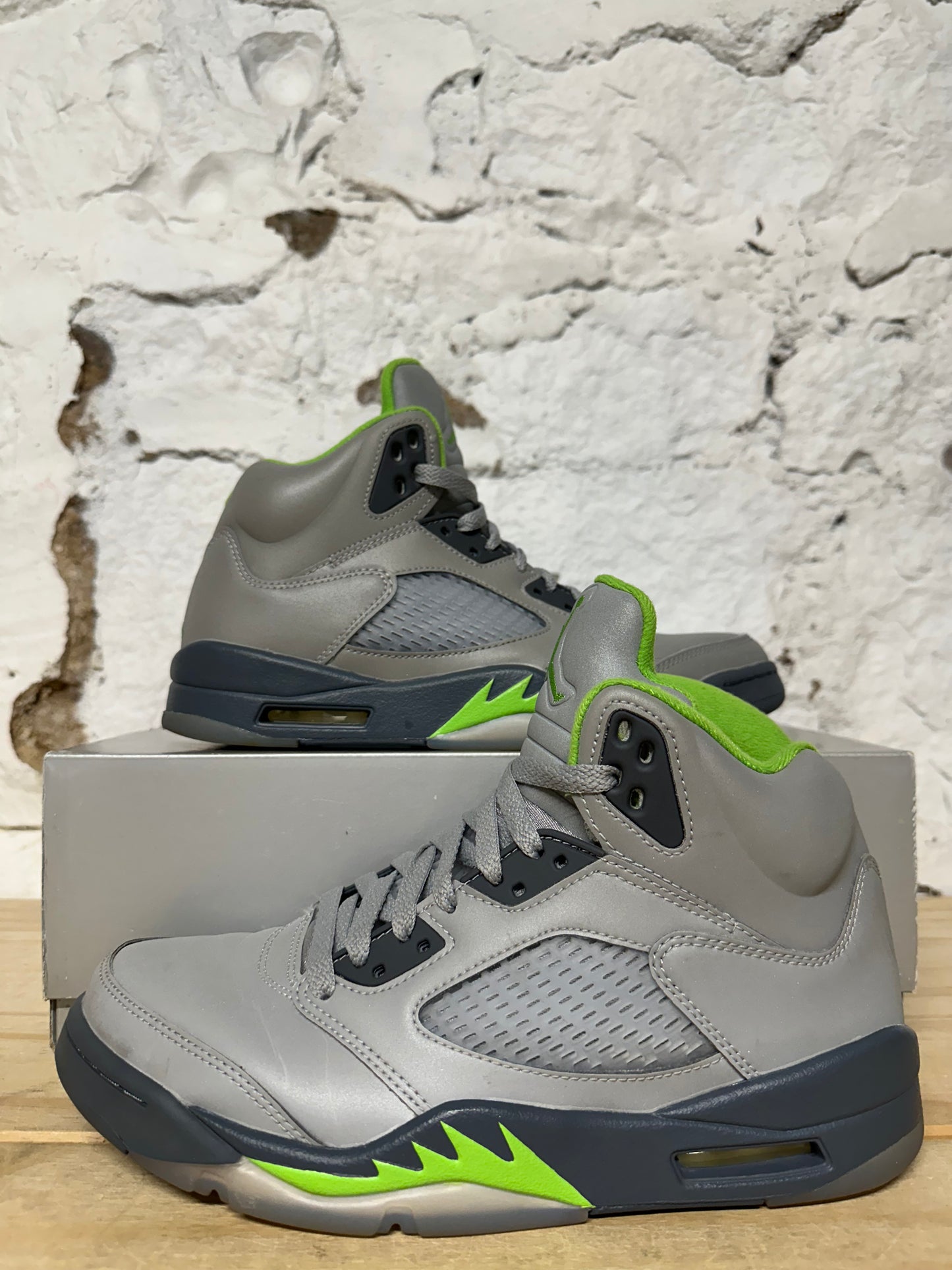 Air Jordan 5 Green Bean Sz 8