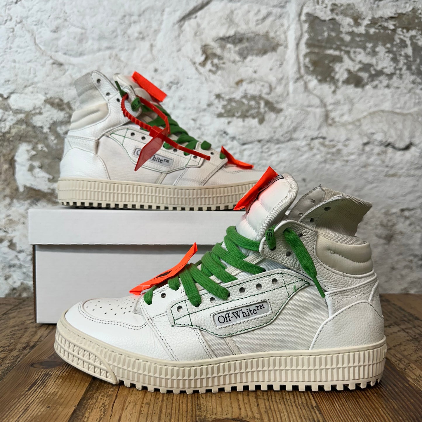 Off-White Court 3.0 Brown Arrow White Sneaker Sz 7 (40)