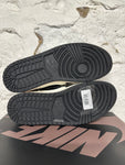 Air Jordan 1 Low Mocha Sz 10