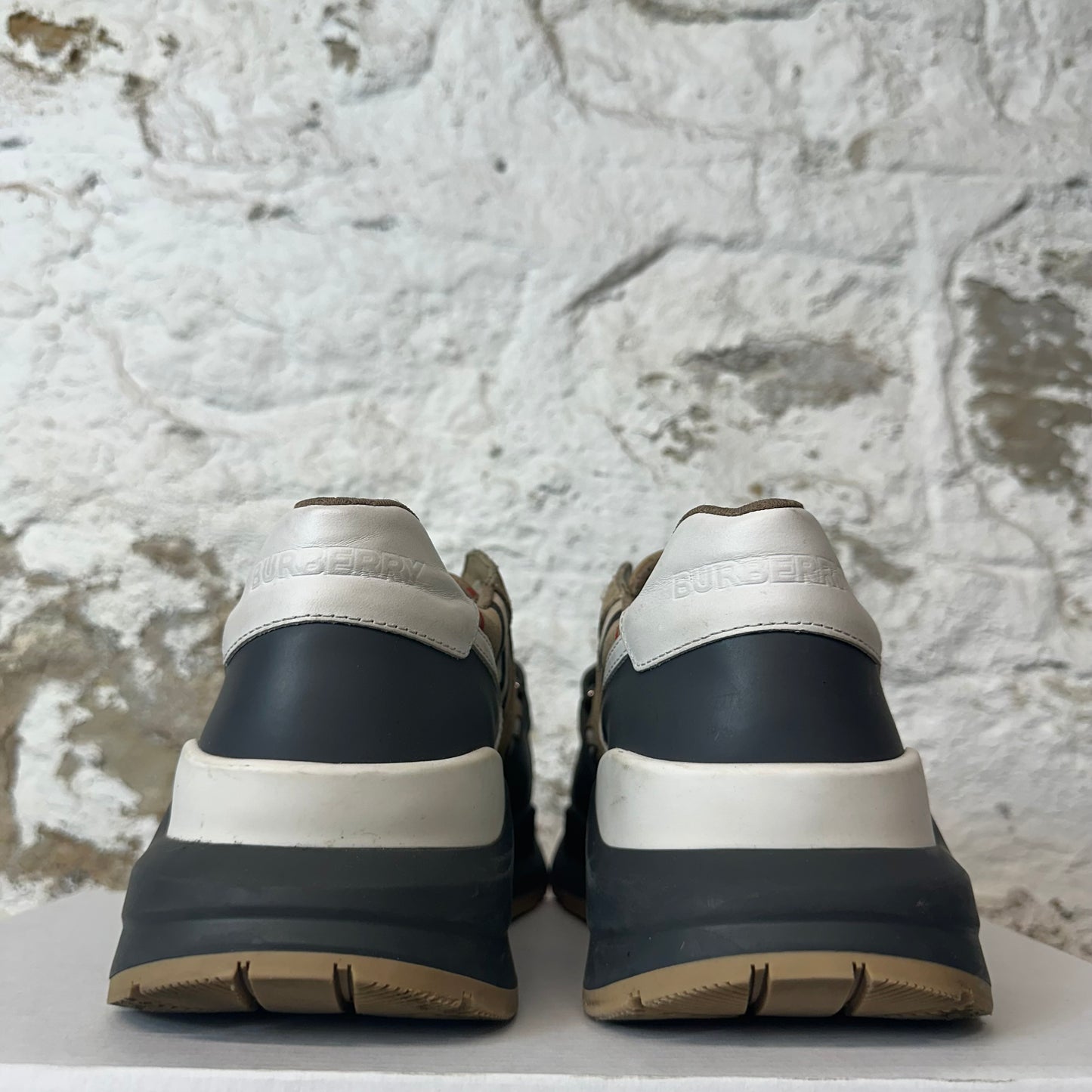 Burberry Ramsey Tan Plaid Grey Sneaker Sz 13 (46)