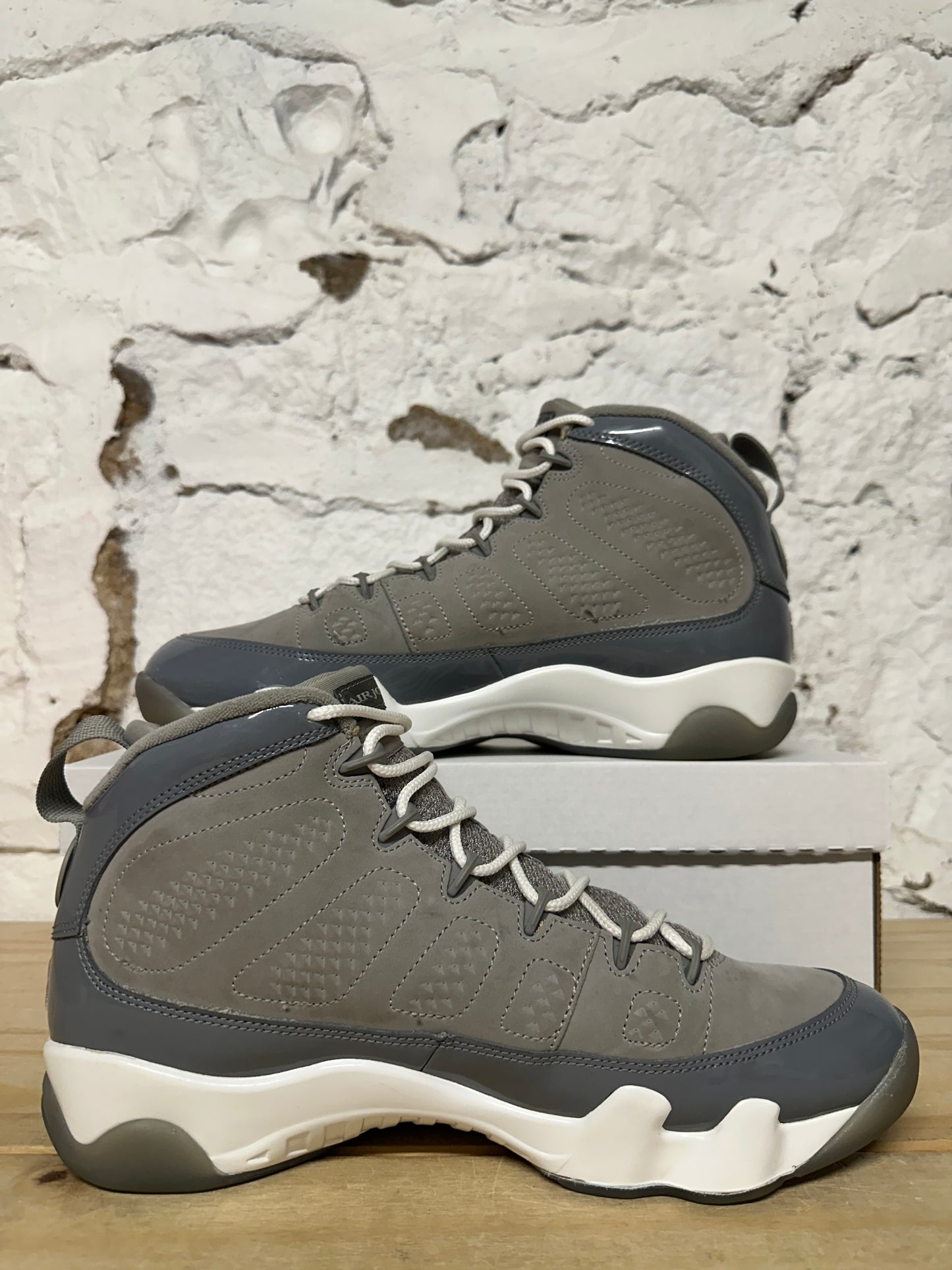 Air Jordan 9 Cool Grey Sz 10.5