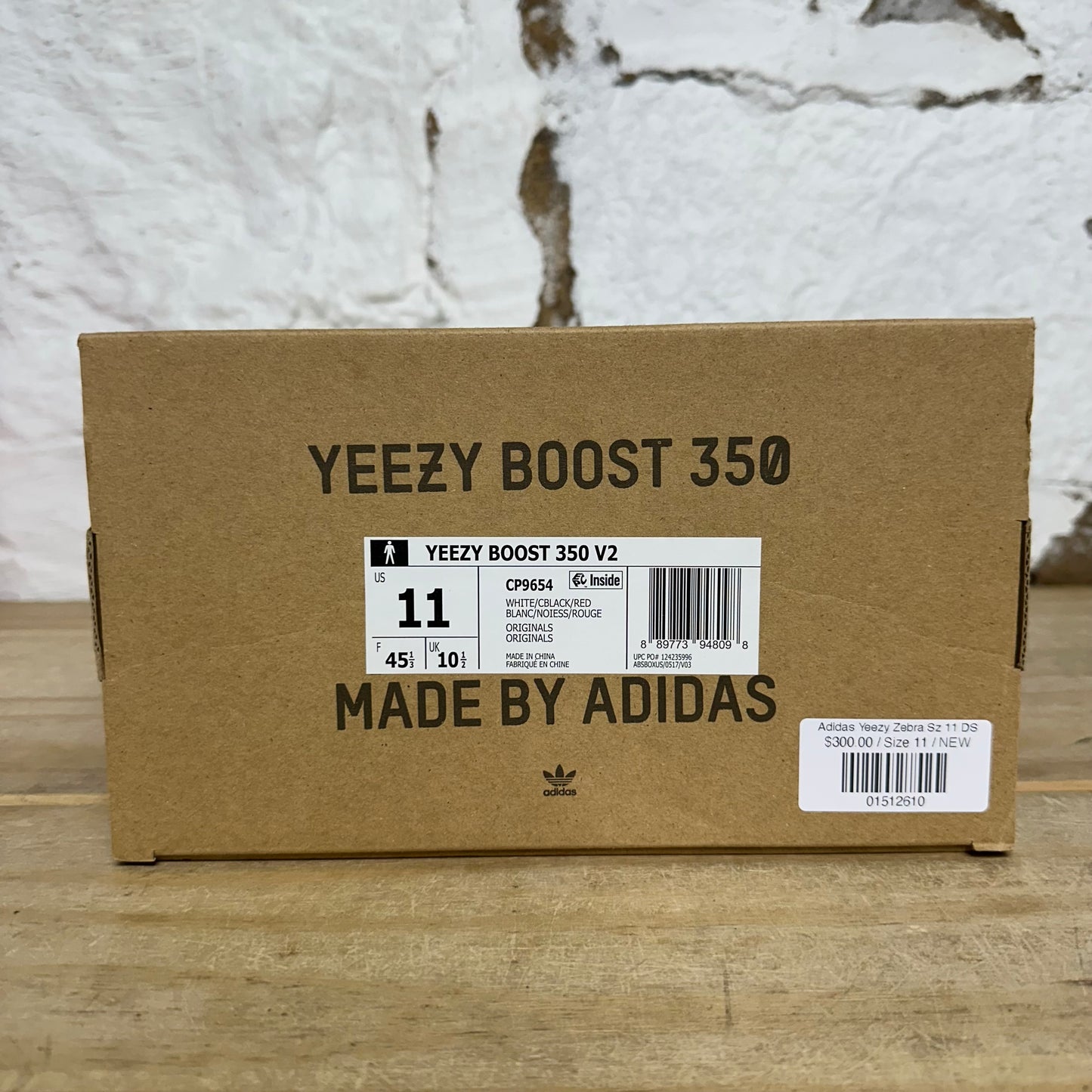Yeezy 350 V2 Zebra Sz 11 DS