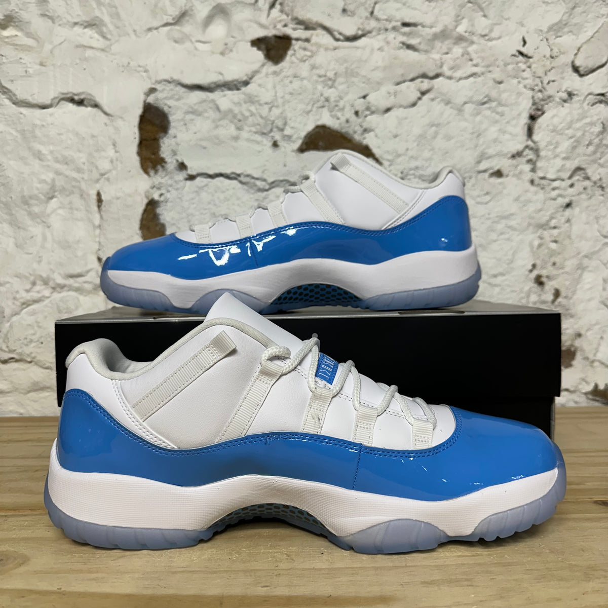 Air Jordan 11 Low University Blue Sz 13 DS