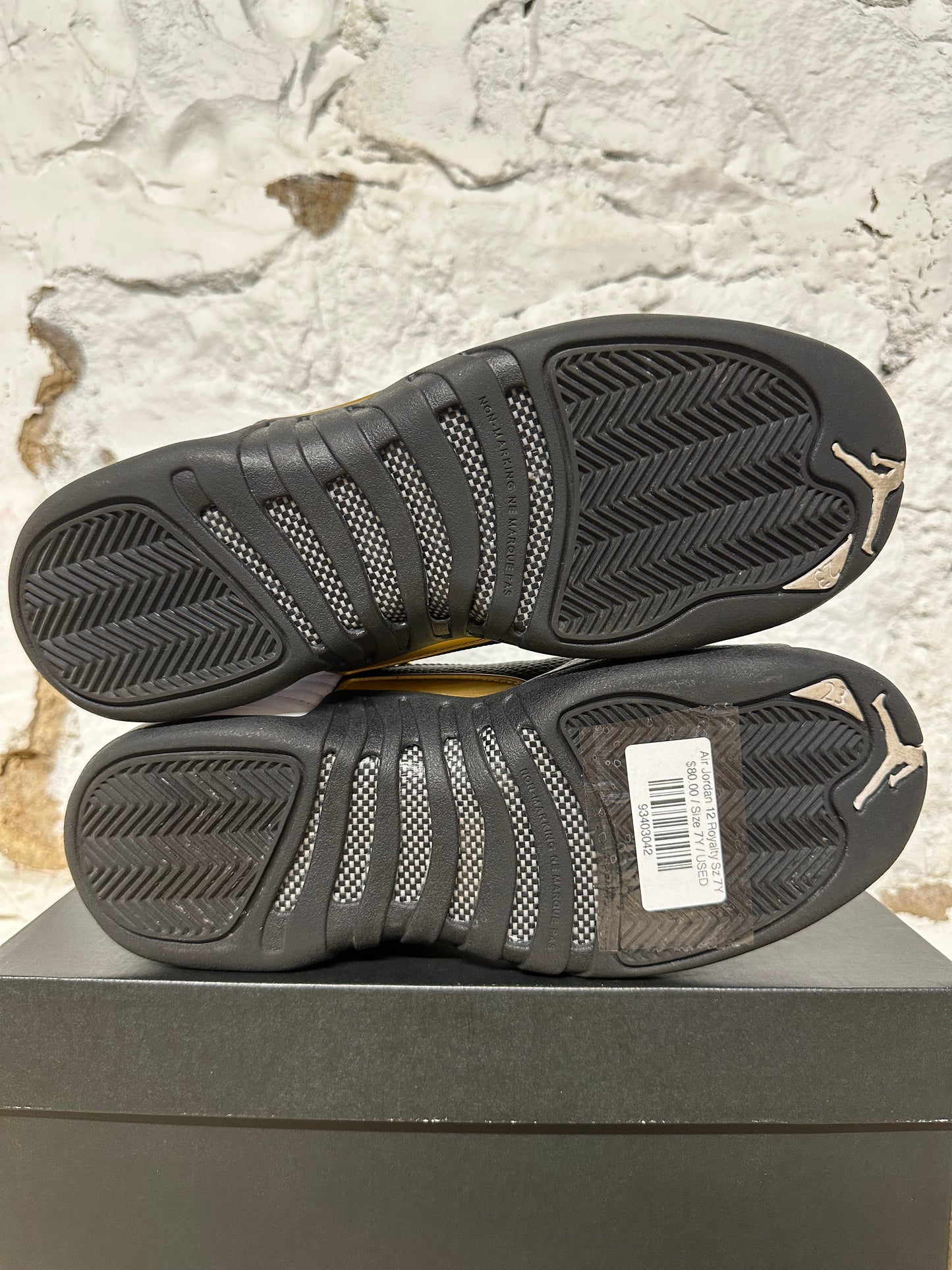 Air Jordan 12 Royalty Sz 7Y