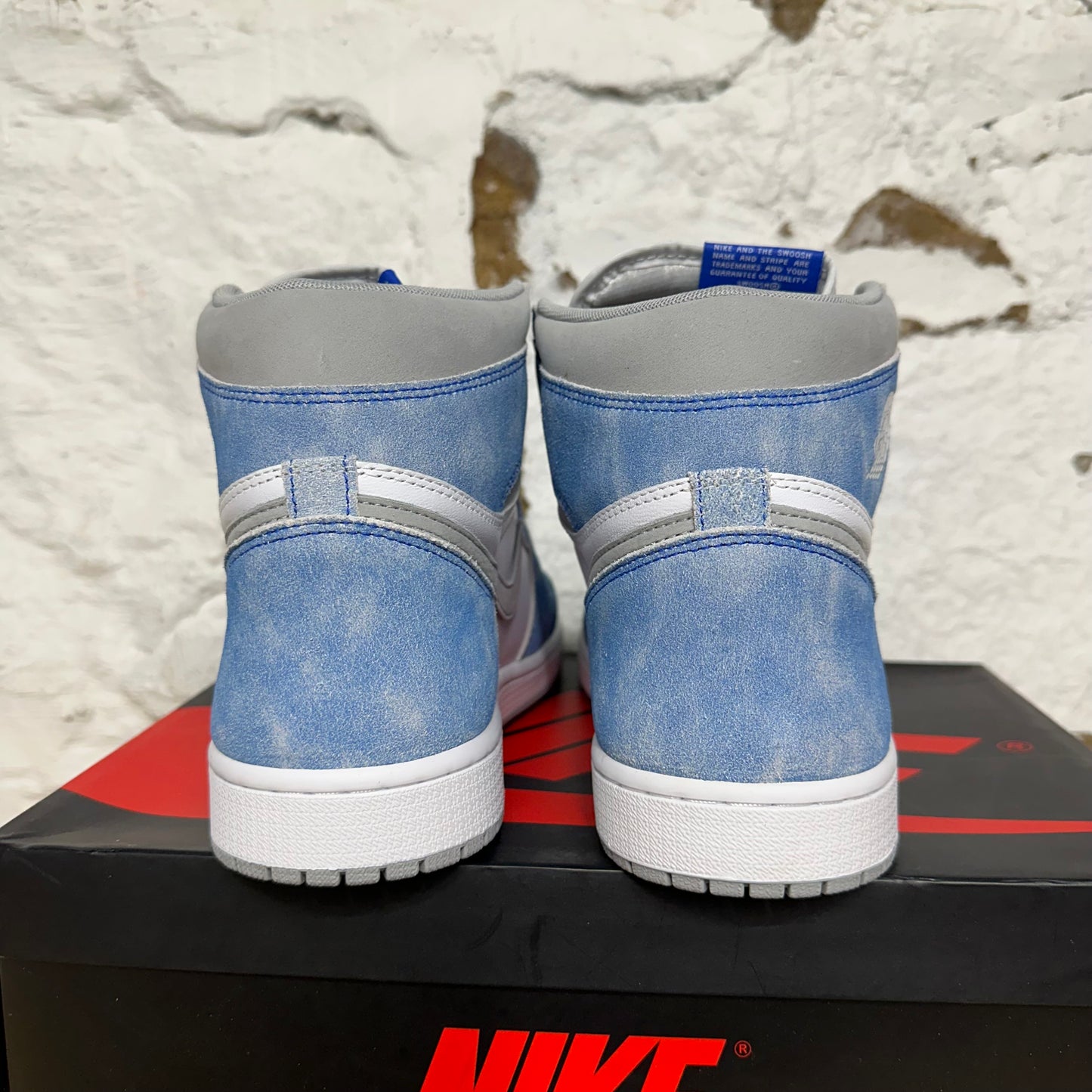 Air Jordan 1 High Hyper Royal Smoke Grey Sz 11 DS