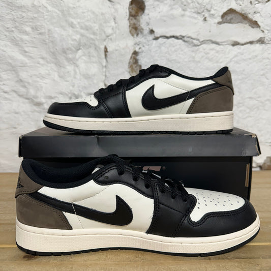 Air Jordan 1 Low Mocha Sz 8.5