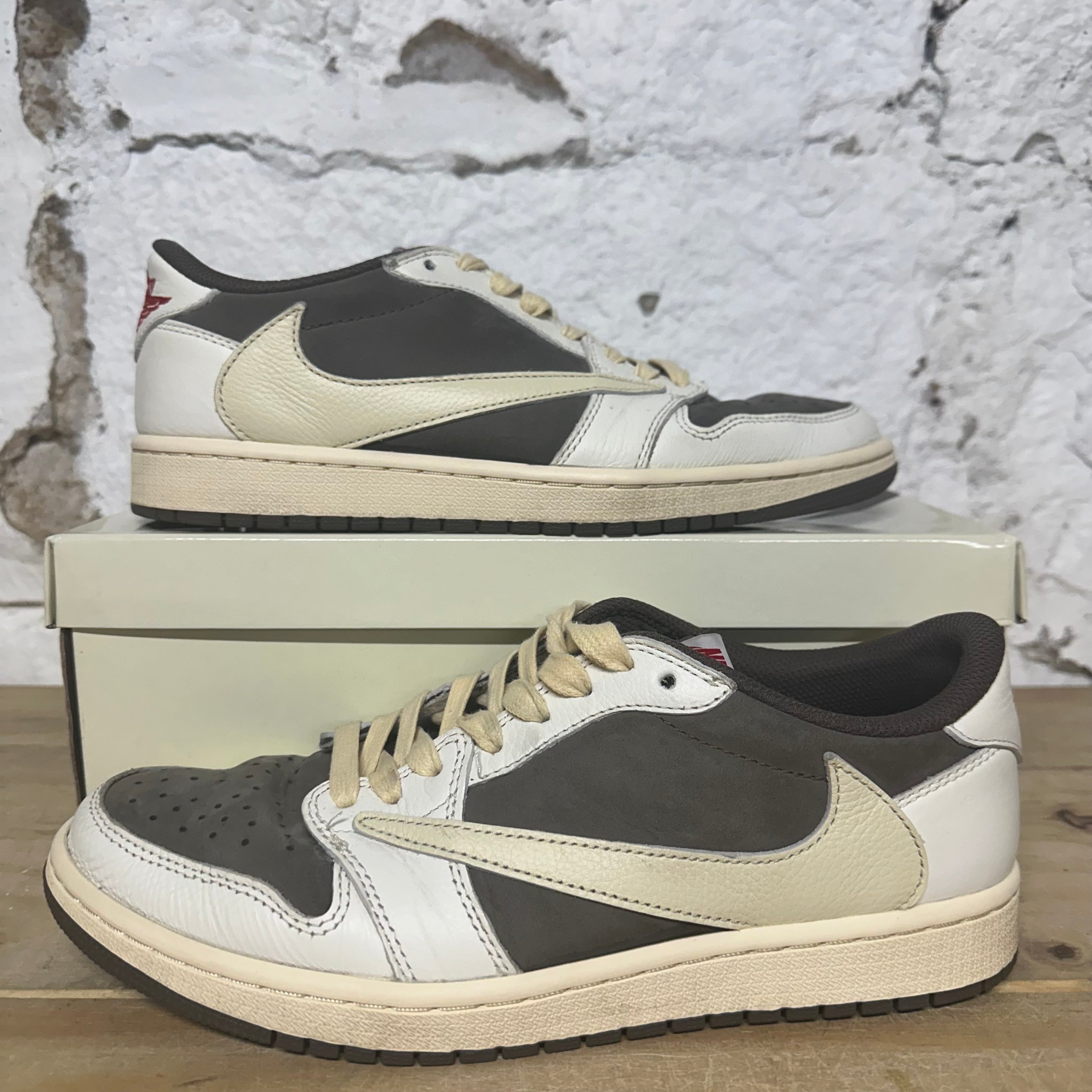 Air Jordan 1 Low Travis Scott Reverse Mocha Sz 9.5
