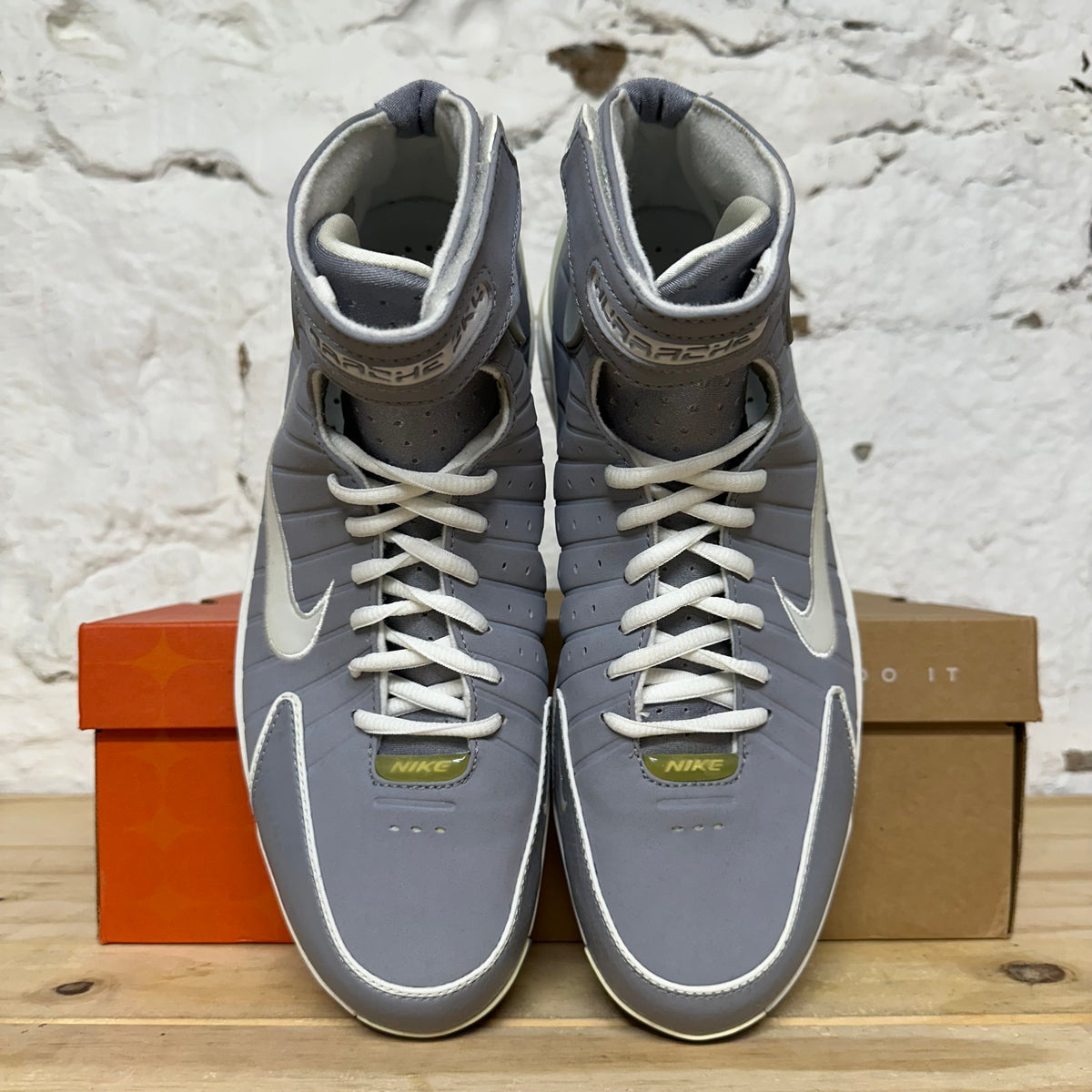 Nike Air Zoom Huarache 2K4 Stealth White Sz 10 DS
