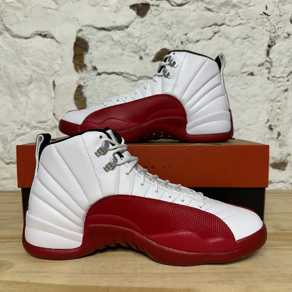 Air Jordan 12 Cherry (2023) Sz 11 DS